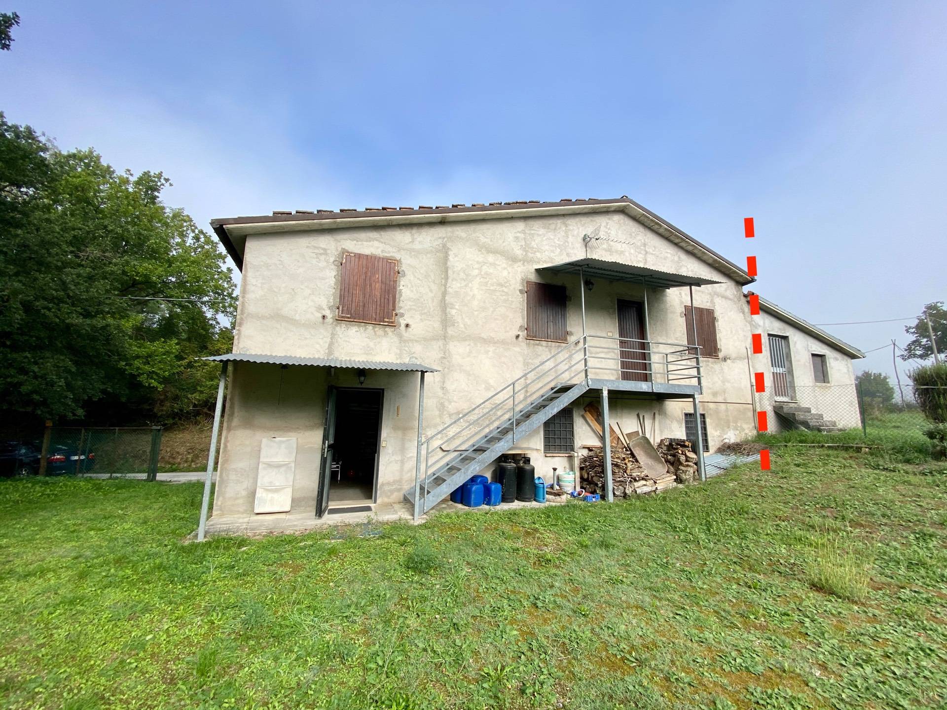 Casa singola in vendita a Fabriano, FRAZIONI