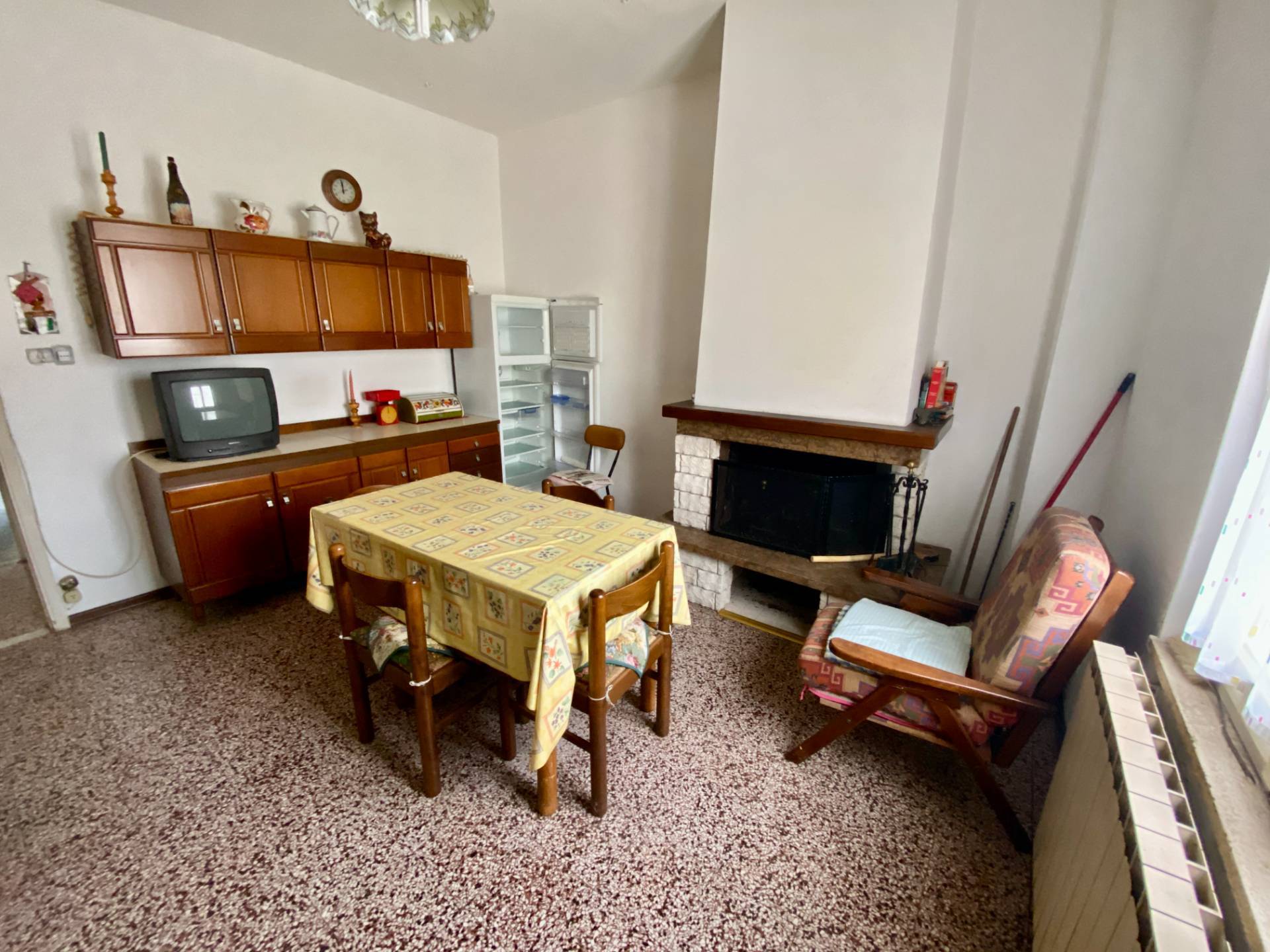 Cielo Terra in vendita a Fabriano, FRAZIONI