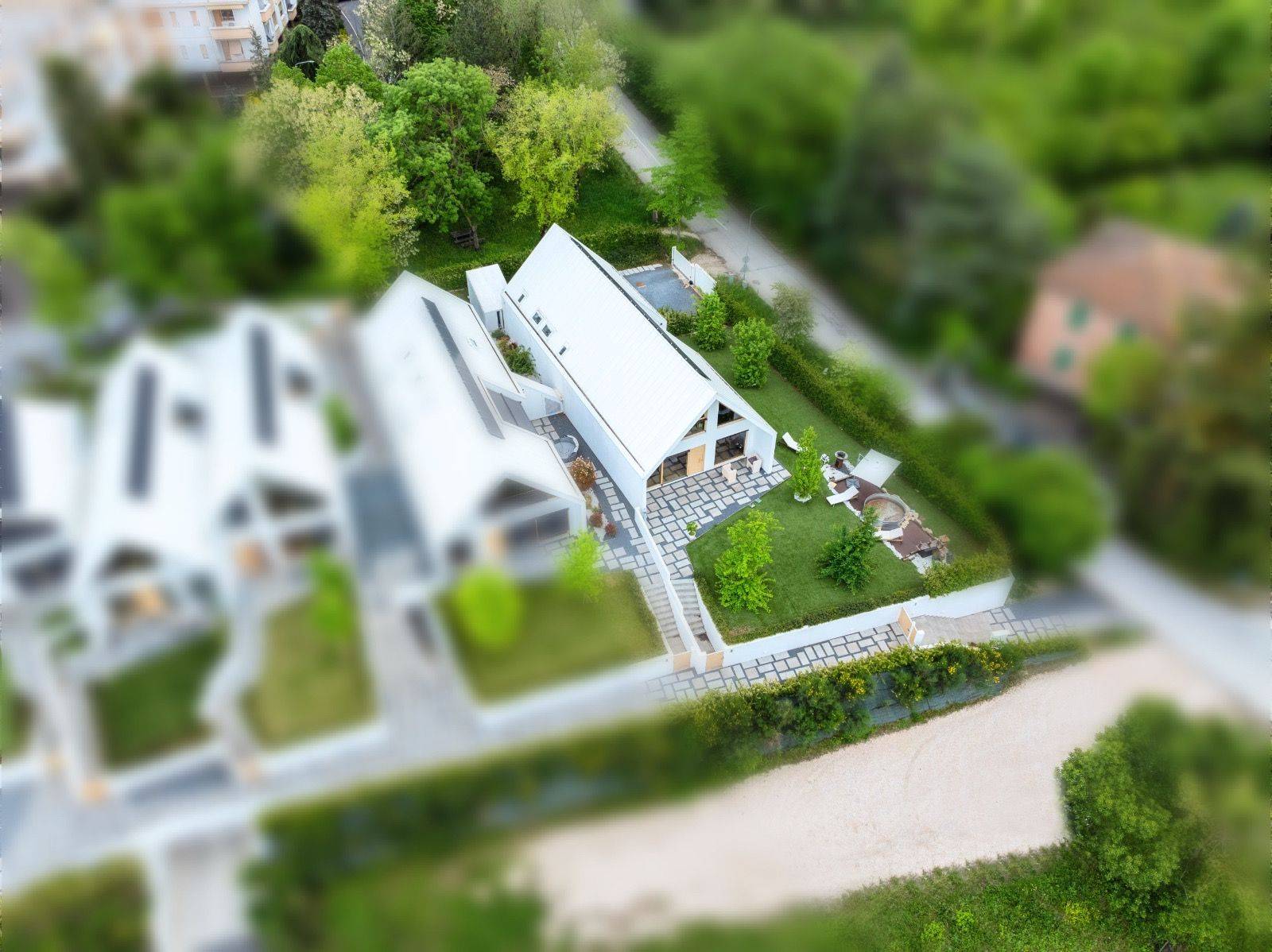 Villa in vendita a Fabriano, SEMI PERIFERIA