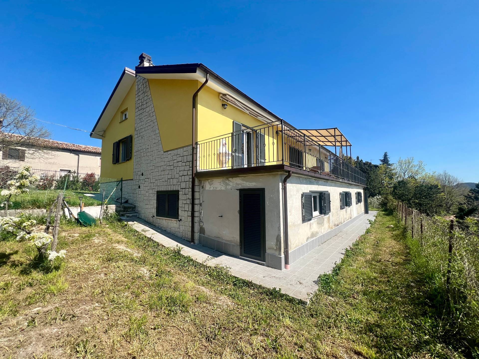 Casa singola in vendita a Sassoferrato