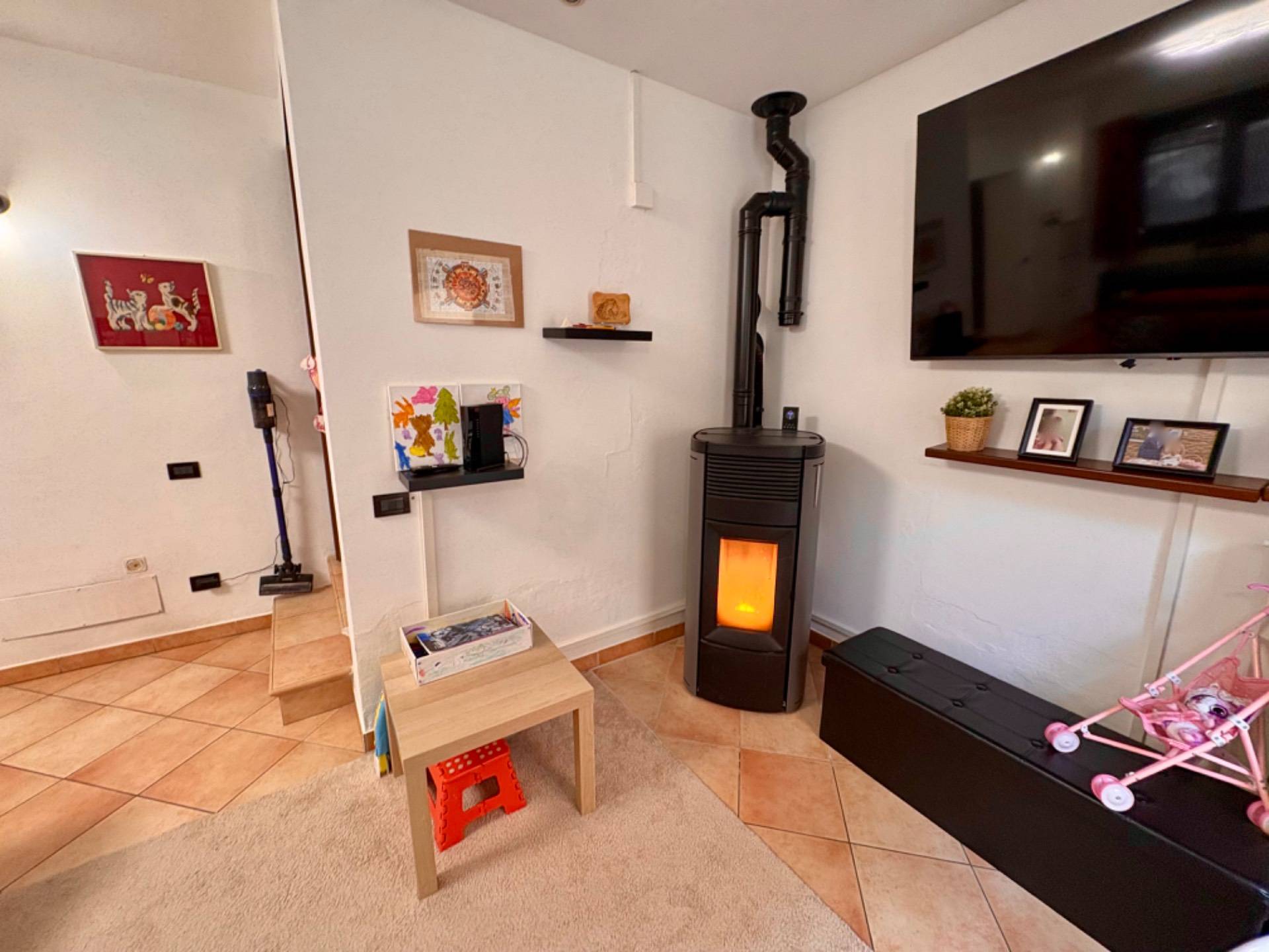 Villette a schiera in vendita a Fabriano, SEMI PERIFERIA