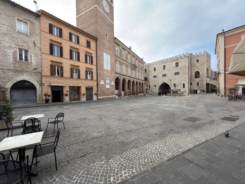 Attivit commerciale in vendita a Fabriano, CENTRO STORICO