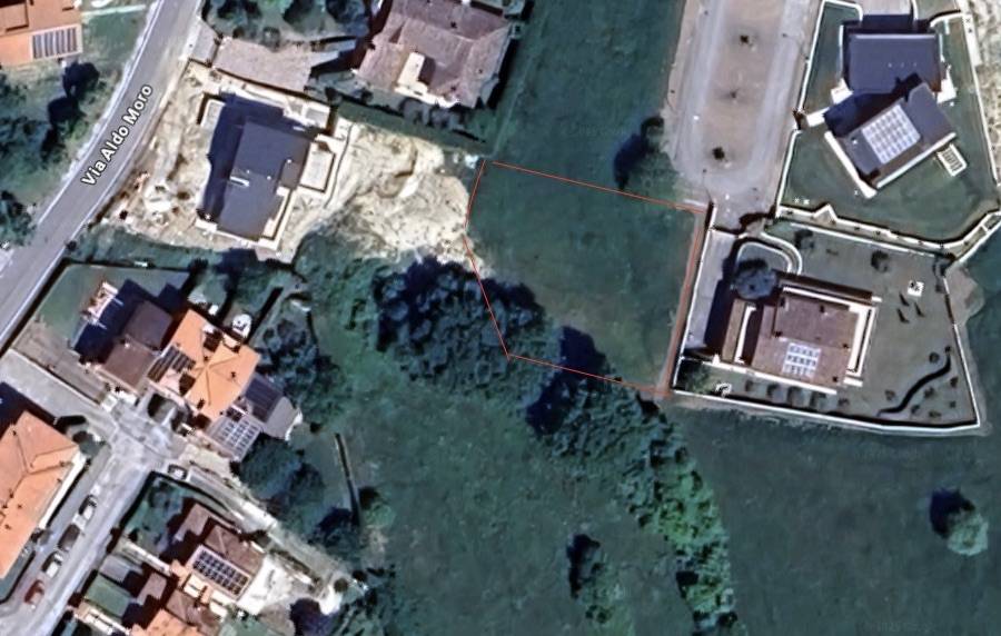 Terreno edificabile in vendita a Cerreto d'Esi