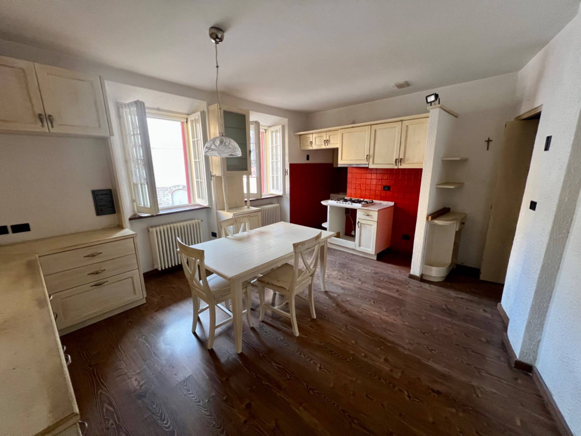 Cielo Terra in vendita a Esanatoglia