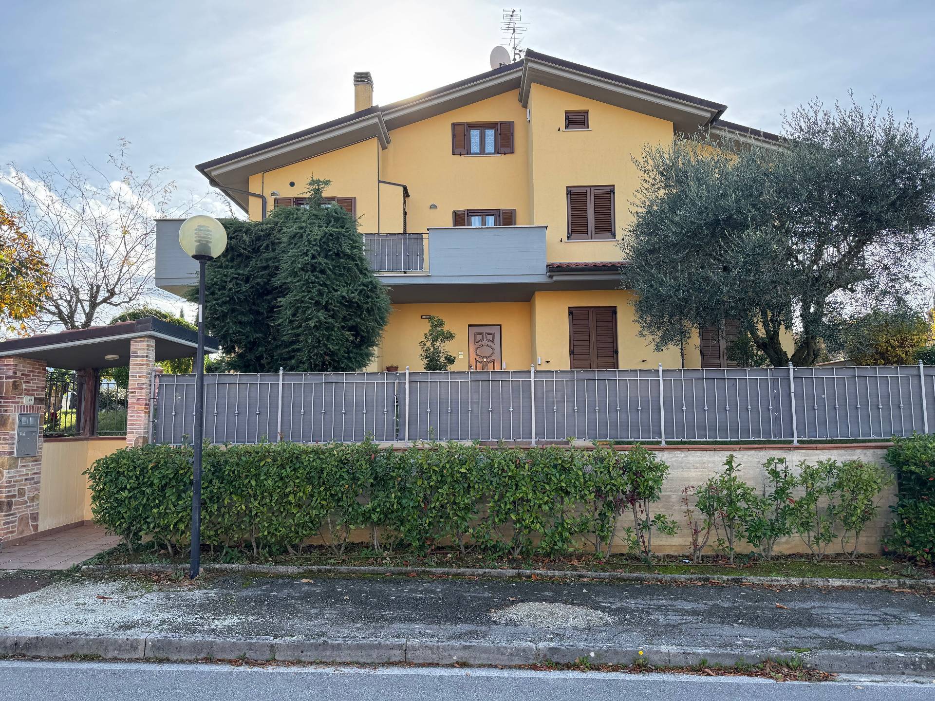 Appartamento in vendita a Fabriano, SEMI PERIFERIA