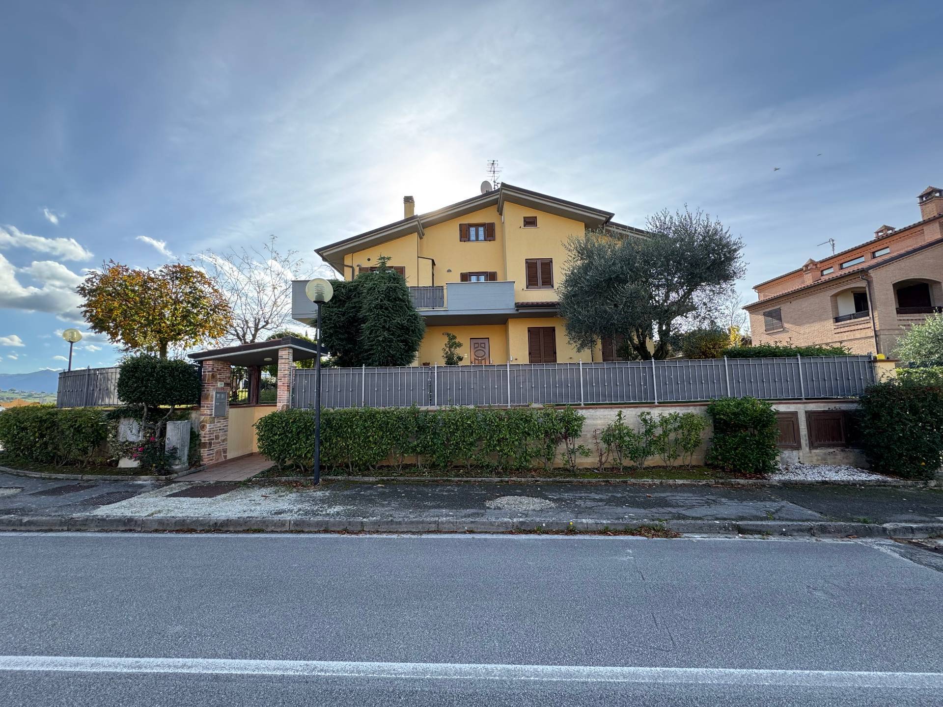 Appartamento in vendita a Fabriano, SEMI PERIFERIA