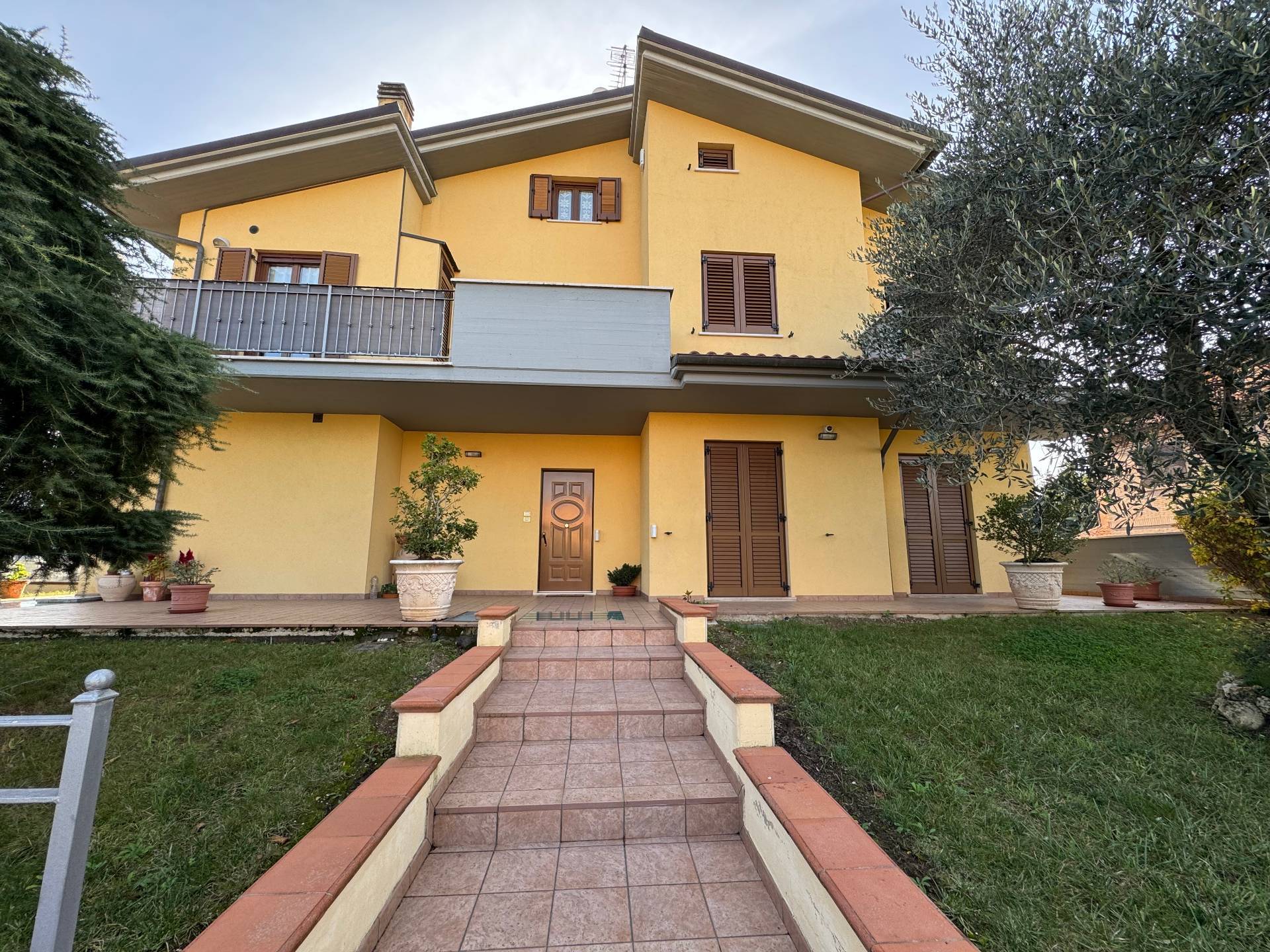 Appartamento in vendita a Fabriano, SEMI PERIFERIA