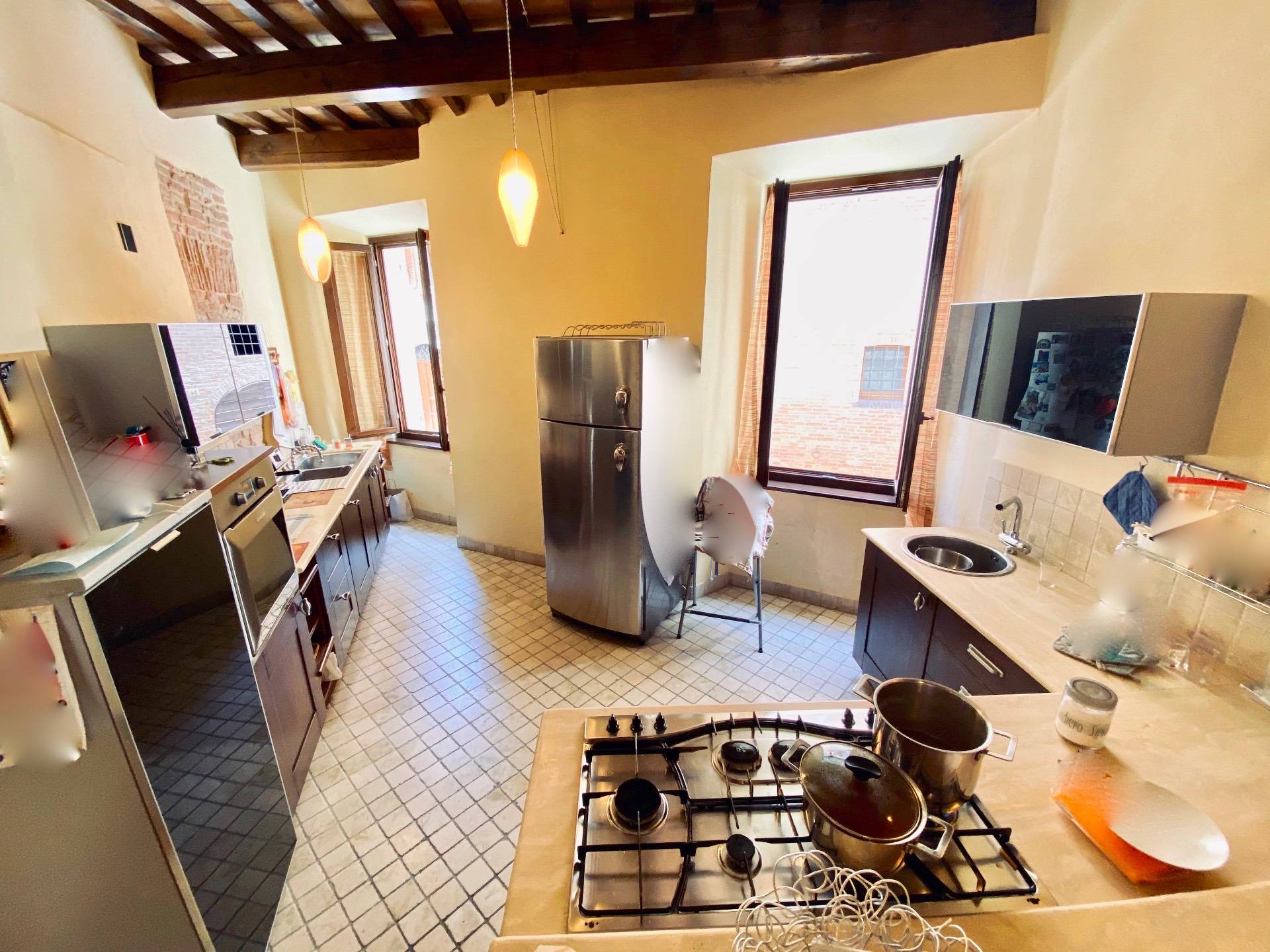 Appartamento in vendita a Fabriano, CENTRO STORICO