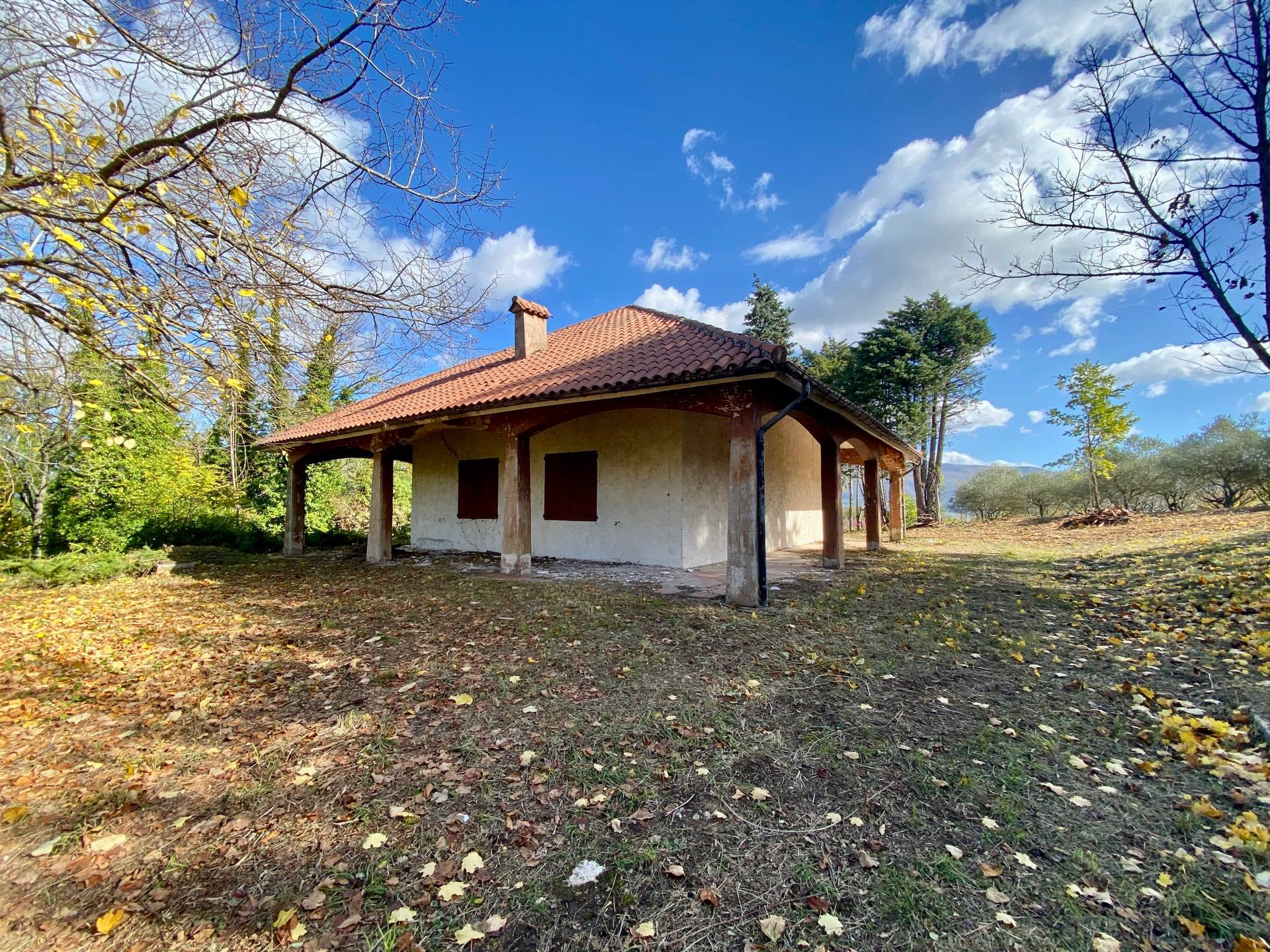 Villa in vendita a Fabriano, PERIFERIA