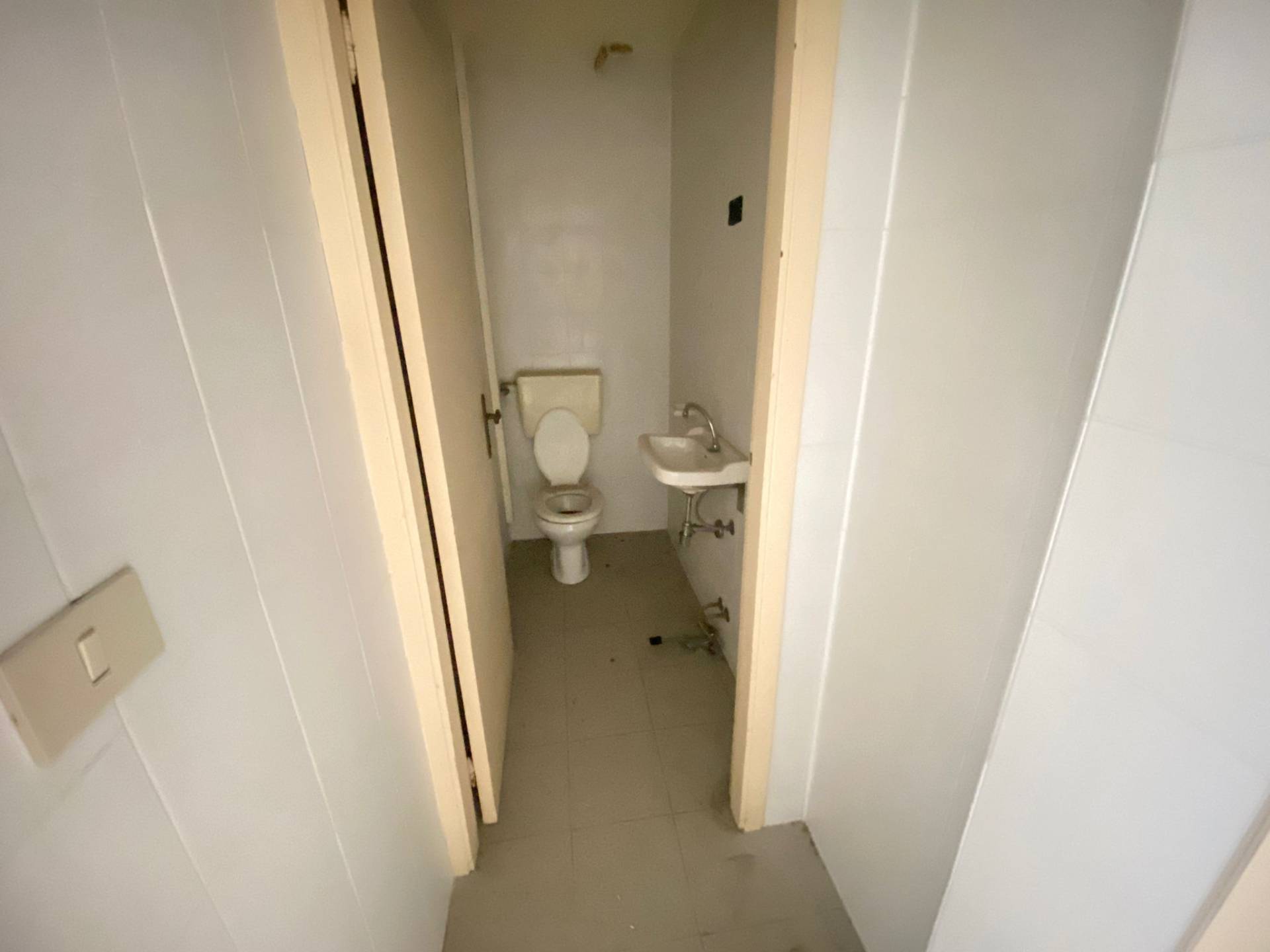 Locale commerciale in affitto a Fabriano, PERIFERIA