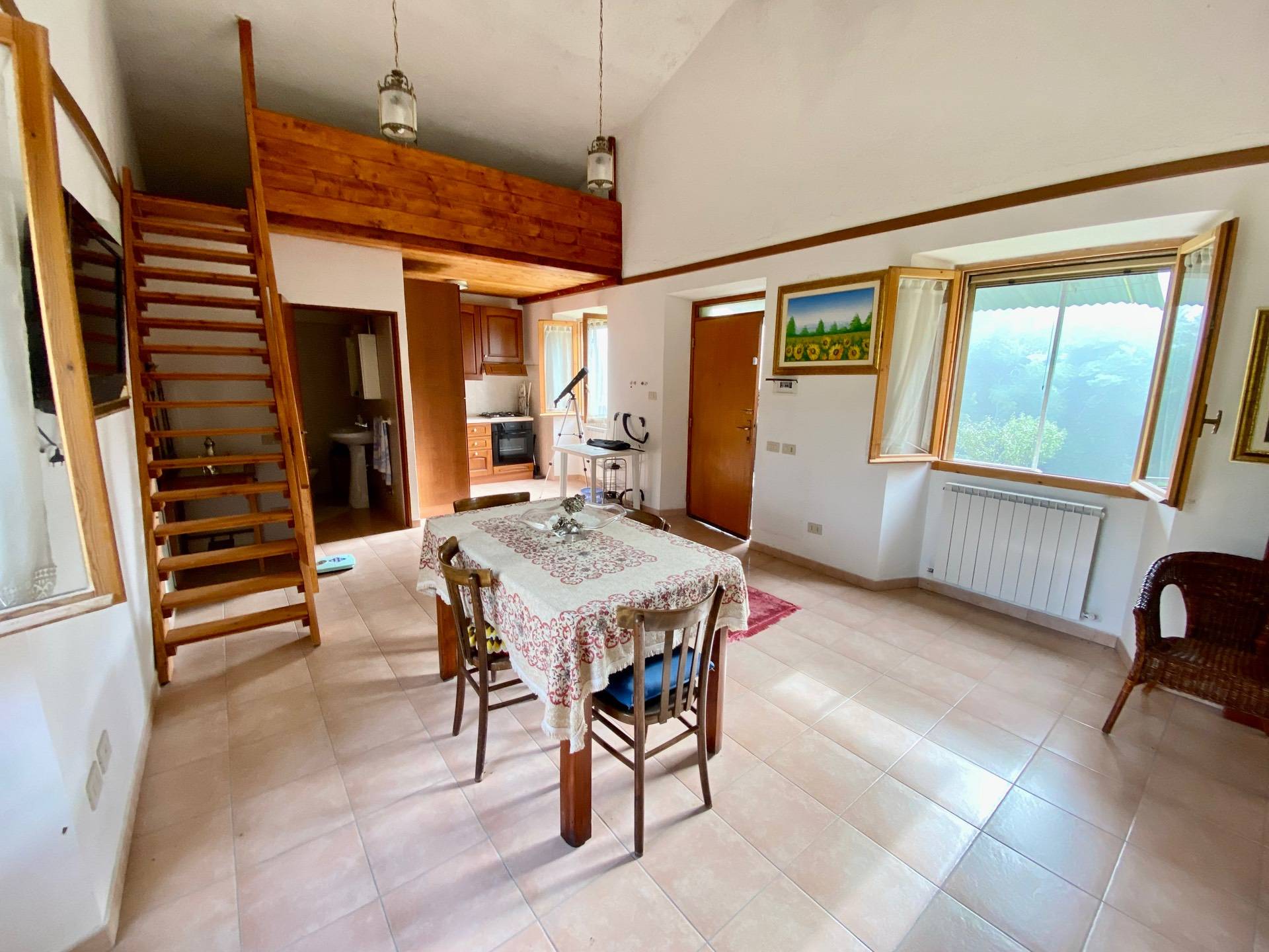 Casa singola in vendita a Fabriano, FRAZIONI