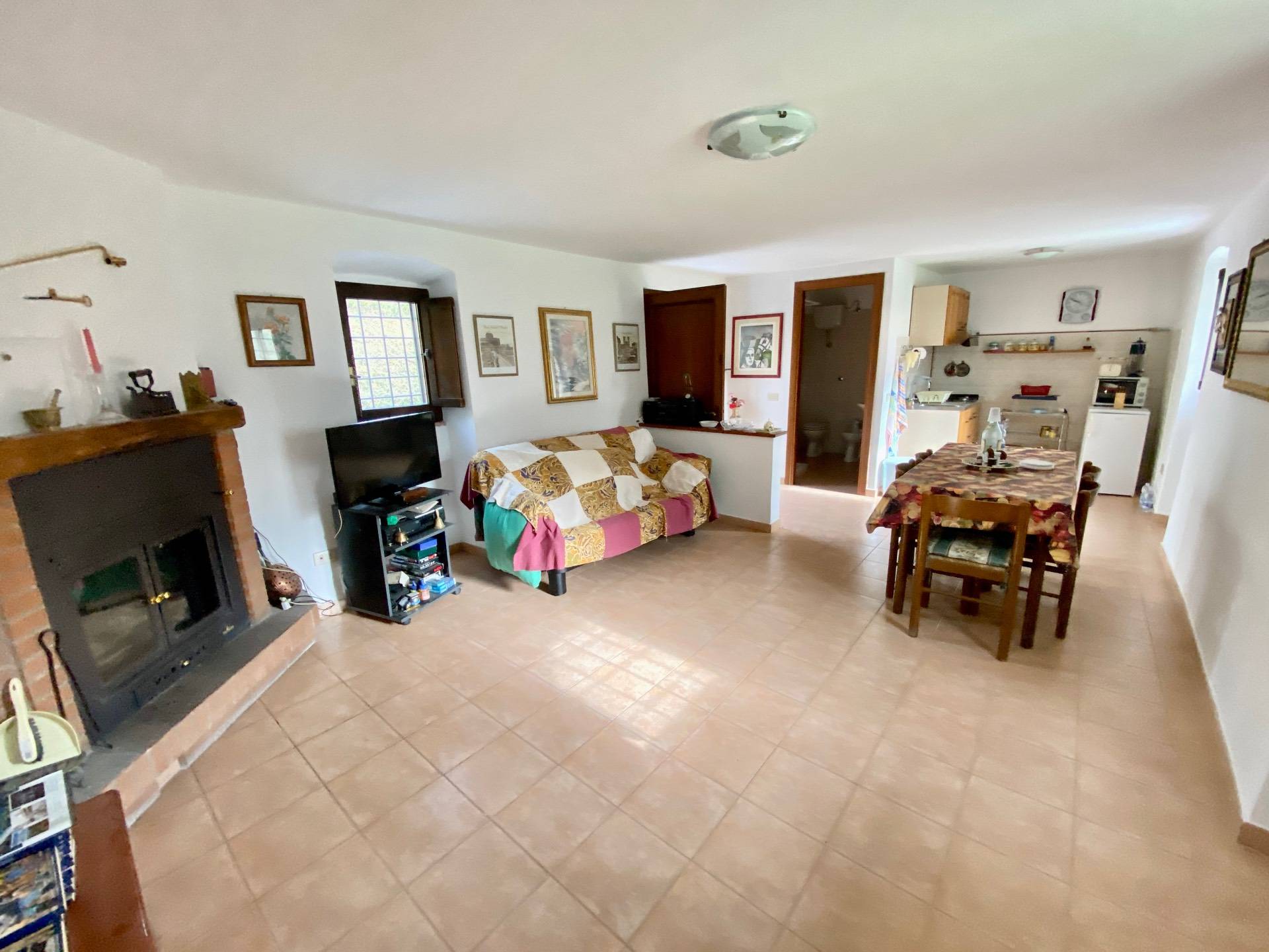 Casa singola in vendita a Fabriano, FRAZIONI