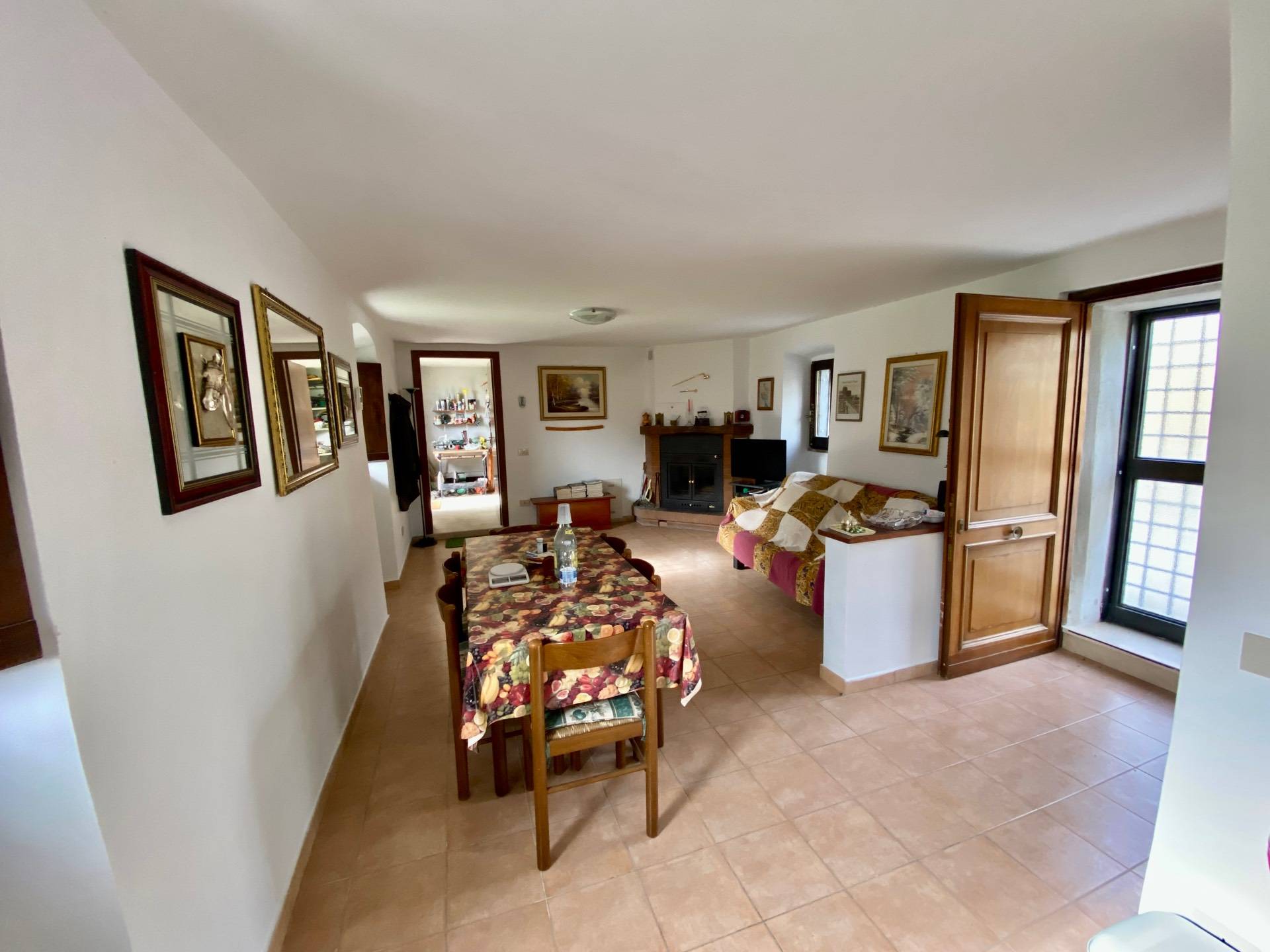 Casa singola in vendita a Fabriano, FRAZIONI