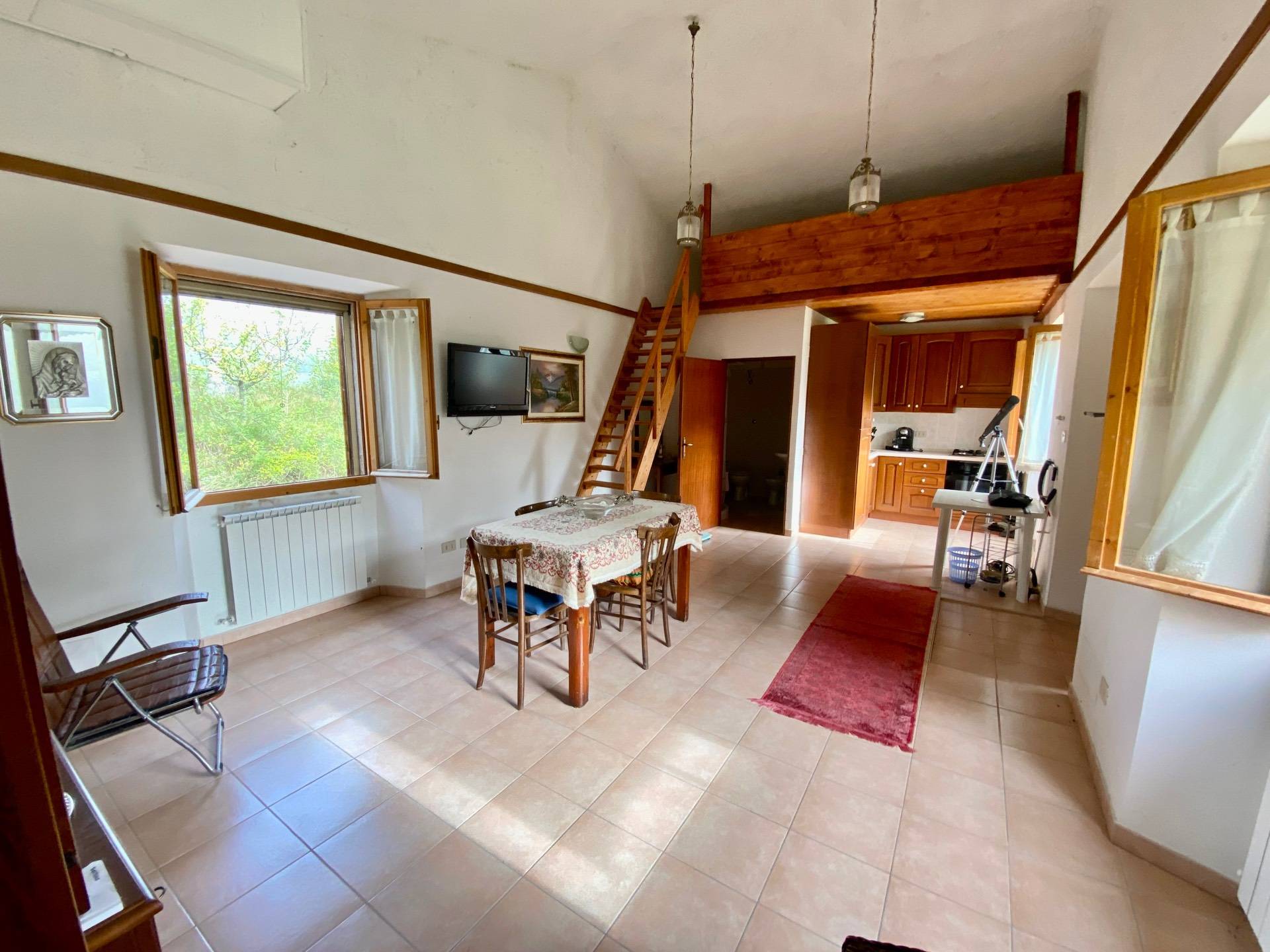 Casa singola in vendita a Fabriano, FRAZIONI