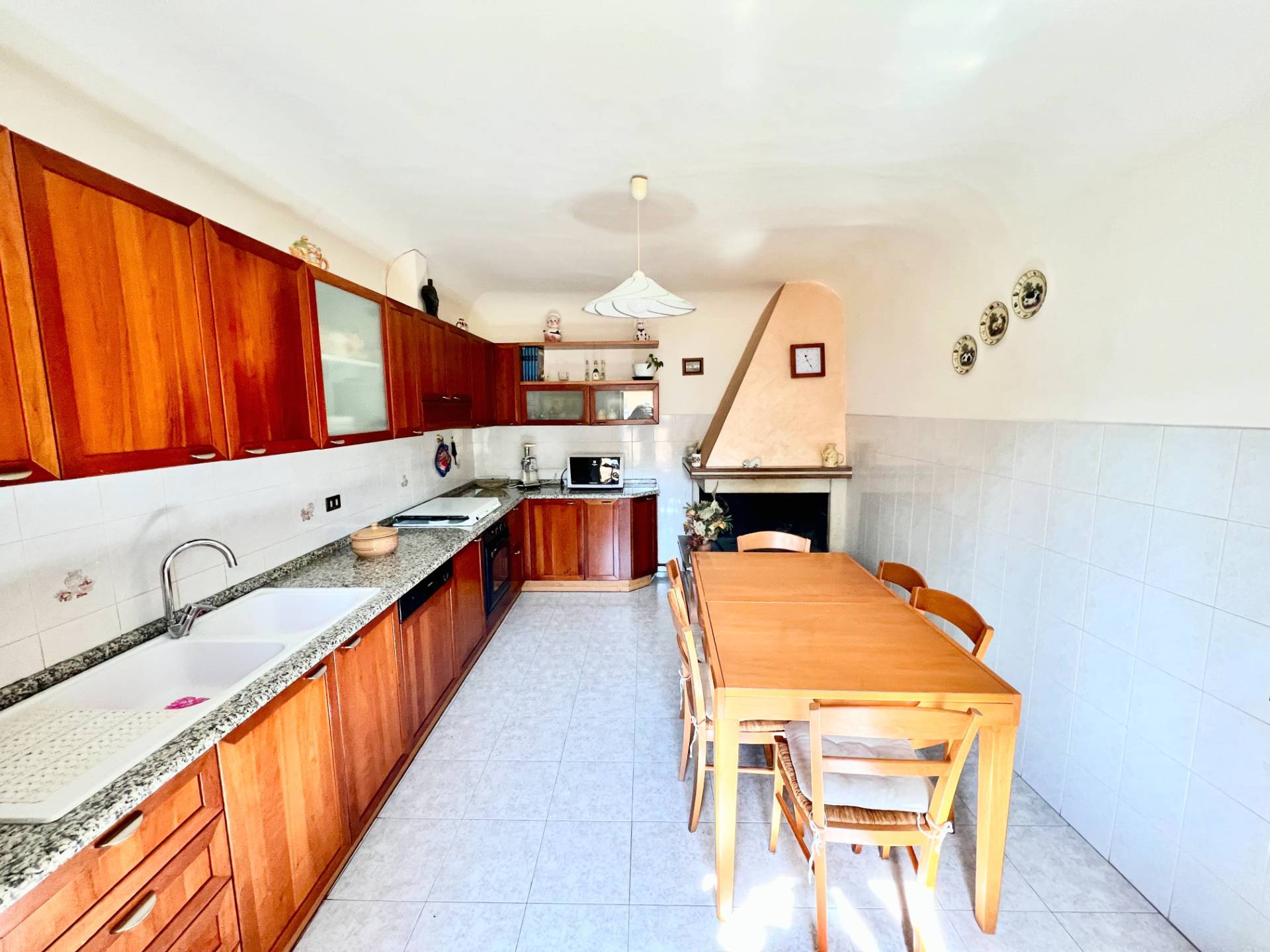 Appartamento in vendita a Fabriano, FRAZIONI