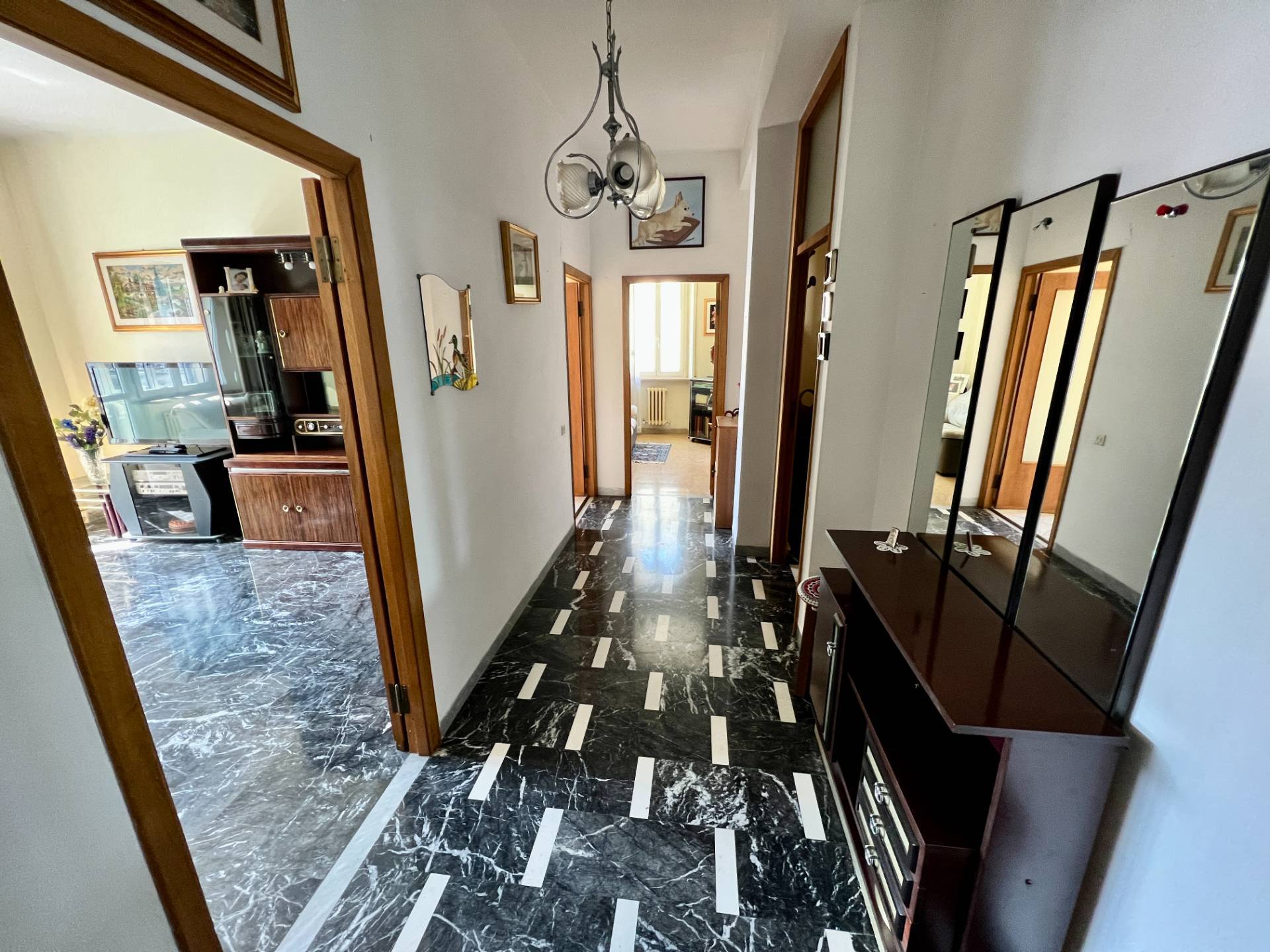 Appartamento in vendita a Fabriano, SEMI PERIFERIA