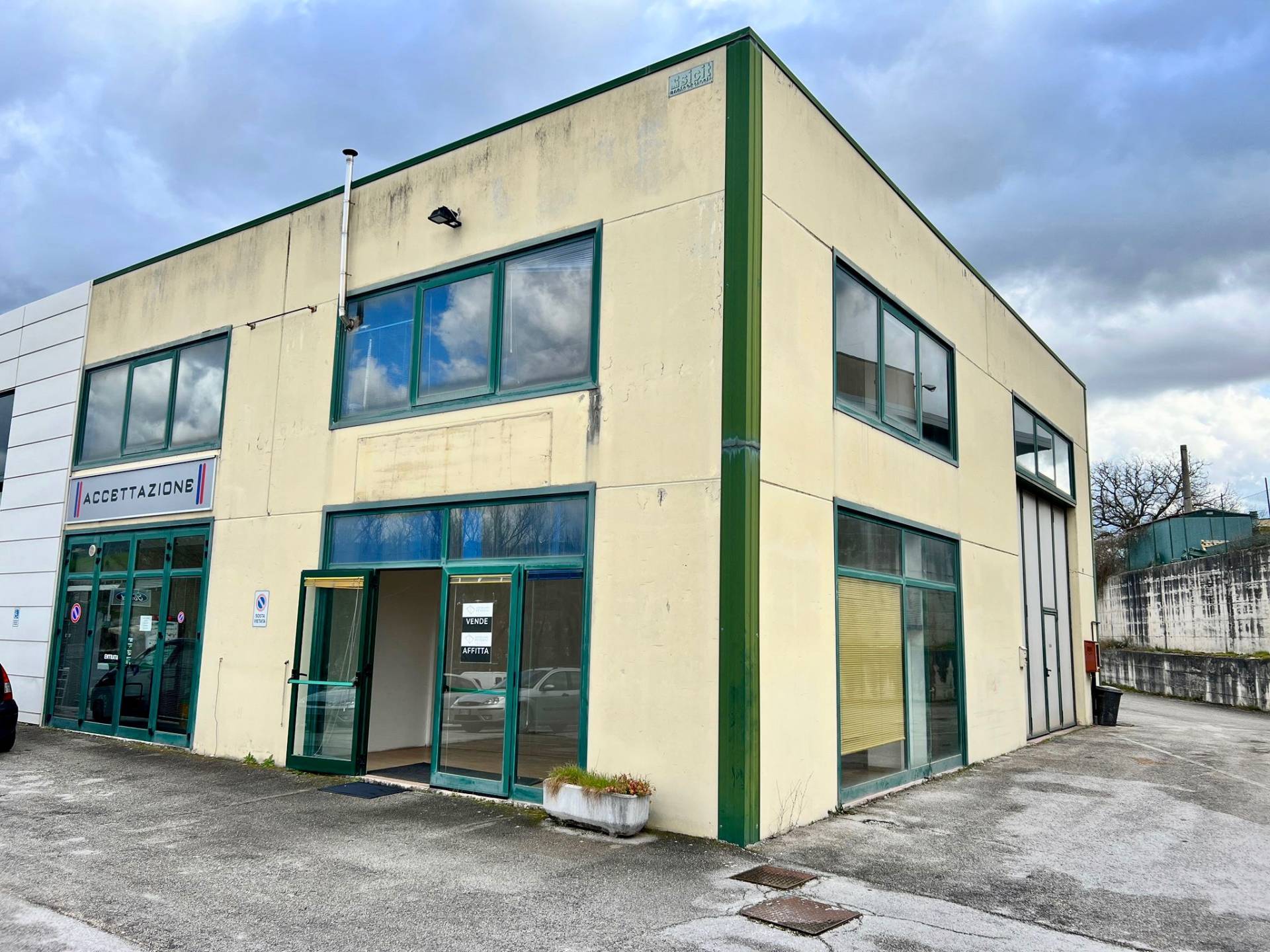 Capannone in vendita a Fabriano, PERIFERIA