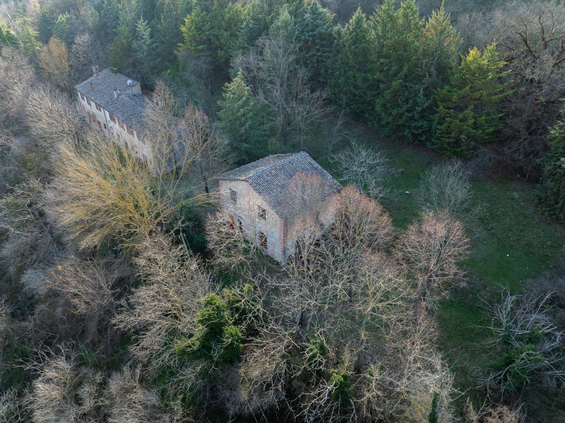 Casolare in vendita a Fabriano, FRAZIONI