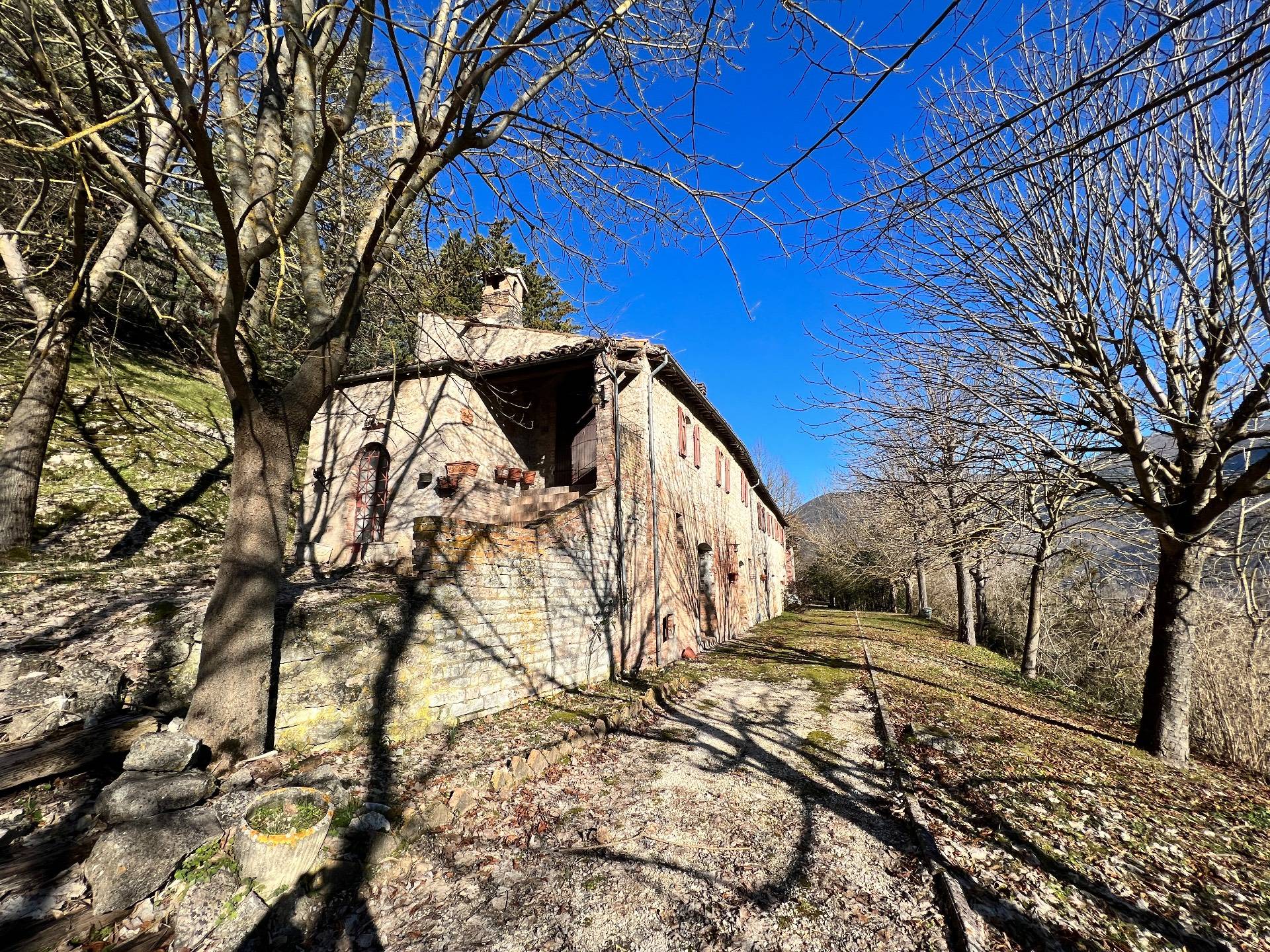 Casolare in vendita a Fabriano, FRAZIONI