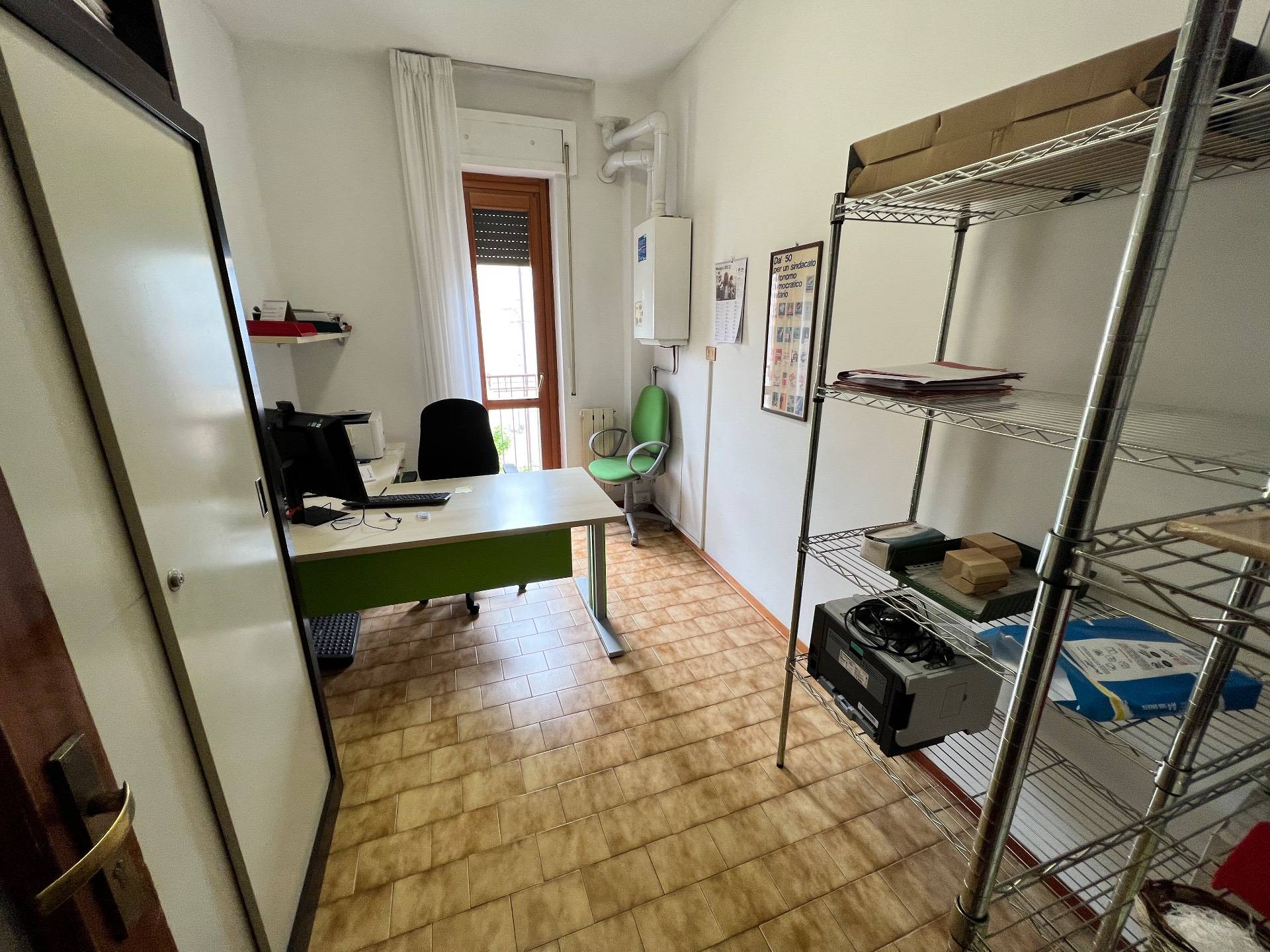 Appartamento in vendita a Fabriano, SEMI PERIFERIA