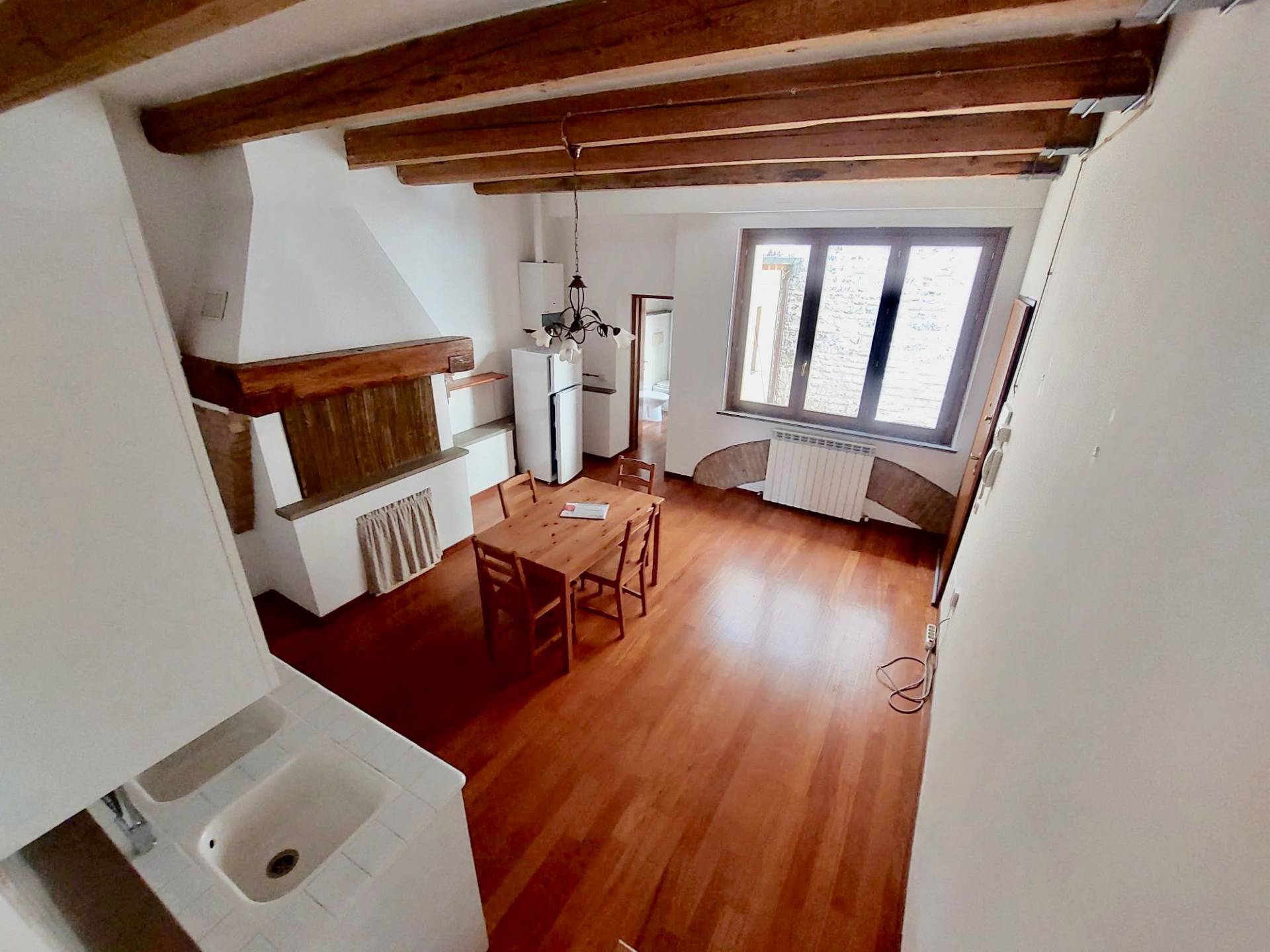 Appartamento in vendita a Fabriano, CENTRO STORICO