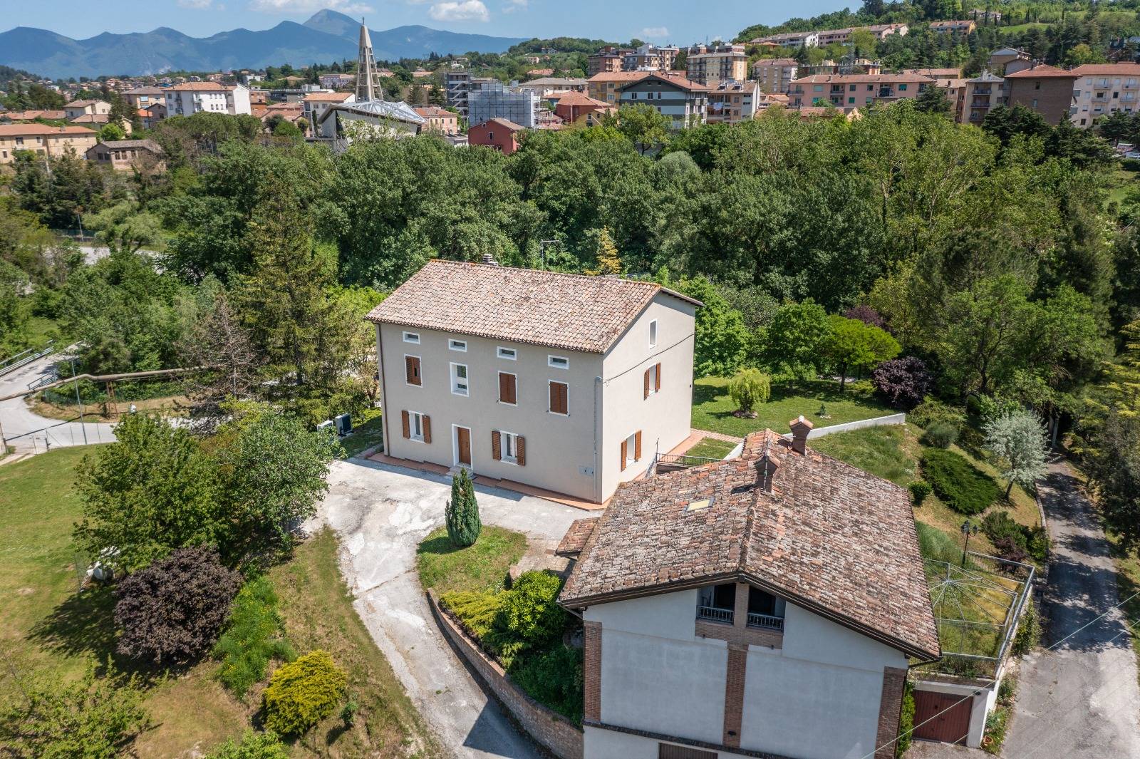 Appartamento in vendita a Fabriano, SEMI PERIFERIA