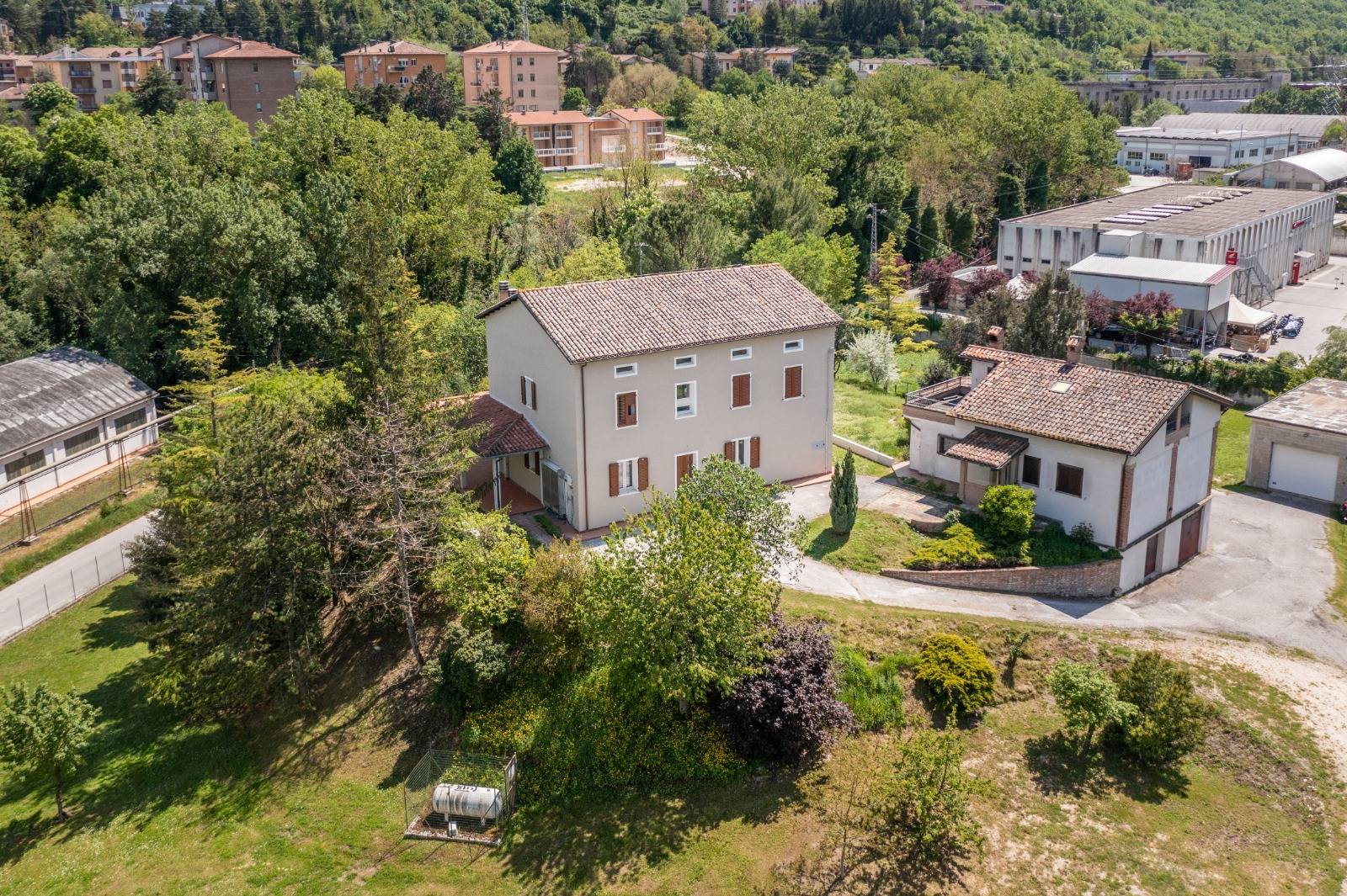 Appartamento in vendita a Fabriano, SEMI PERIFERIA