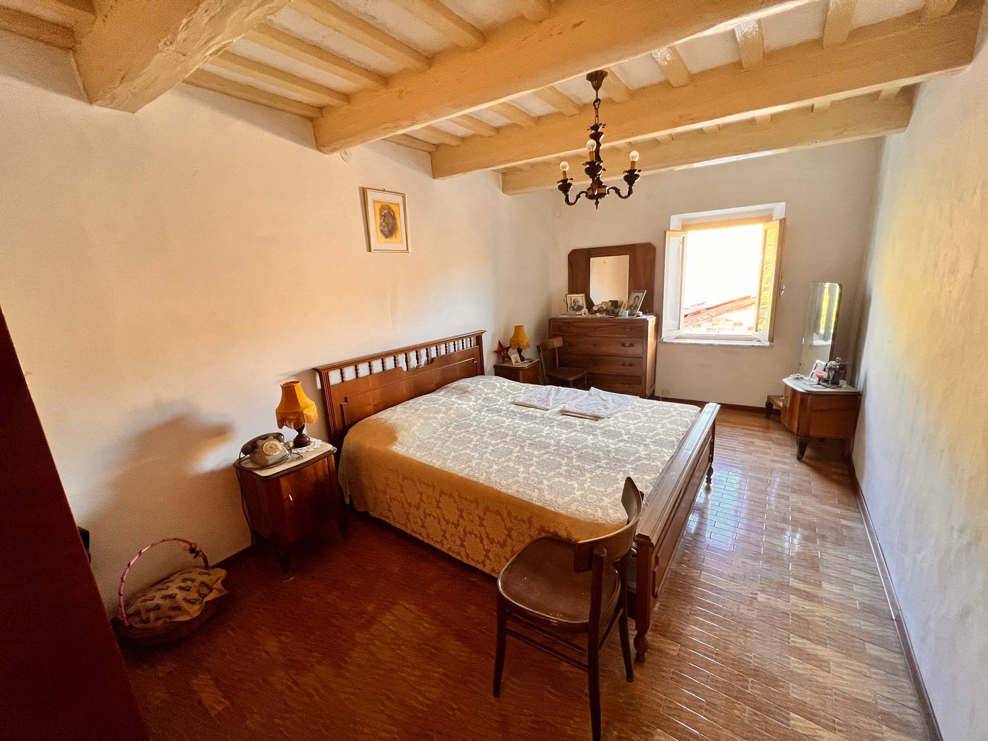 Cielo Terra in vendita a Fabriano, FRAZIONI