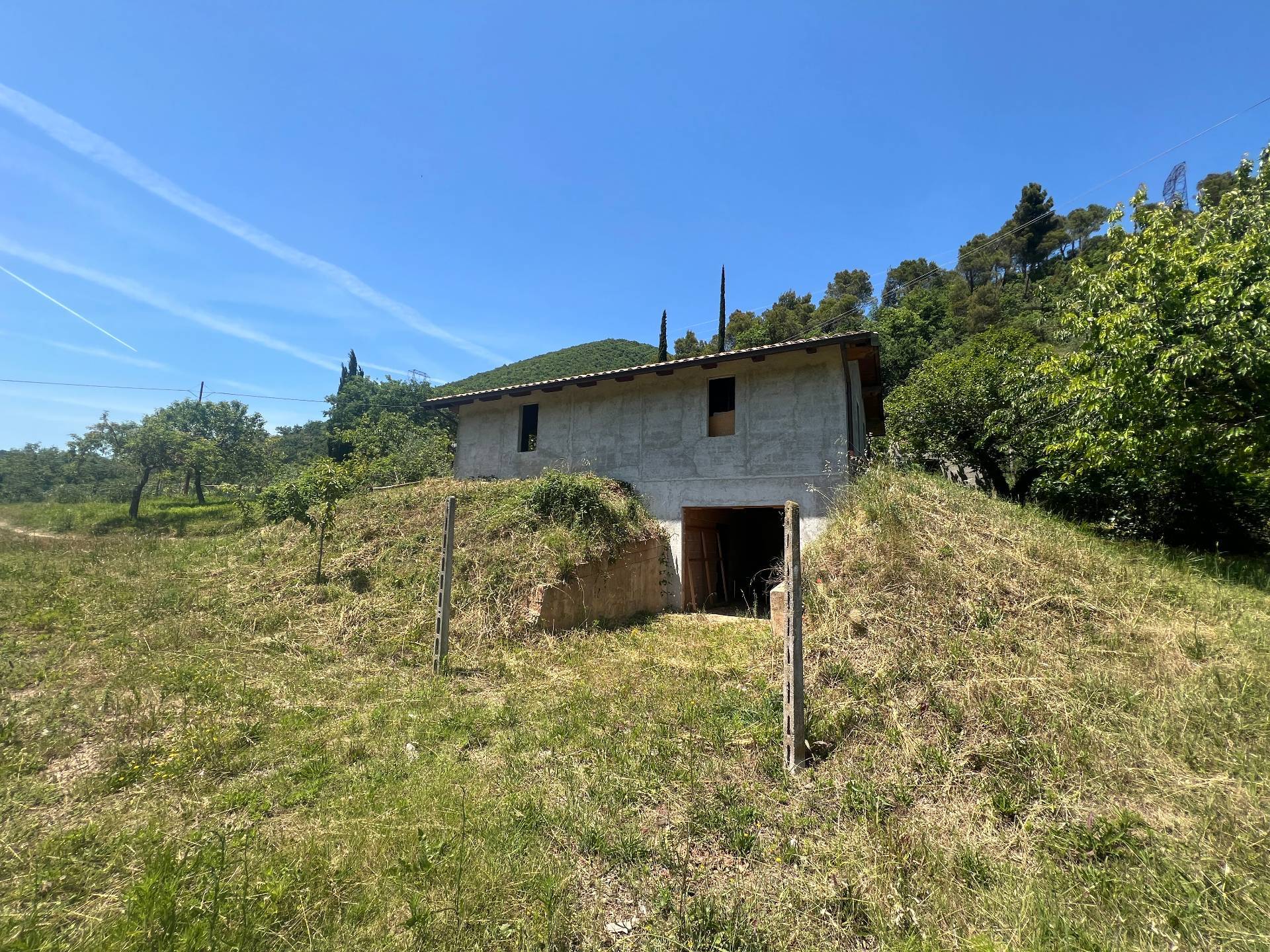 Magazzino in vendita a Fabriano, PERIFERIA