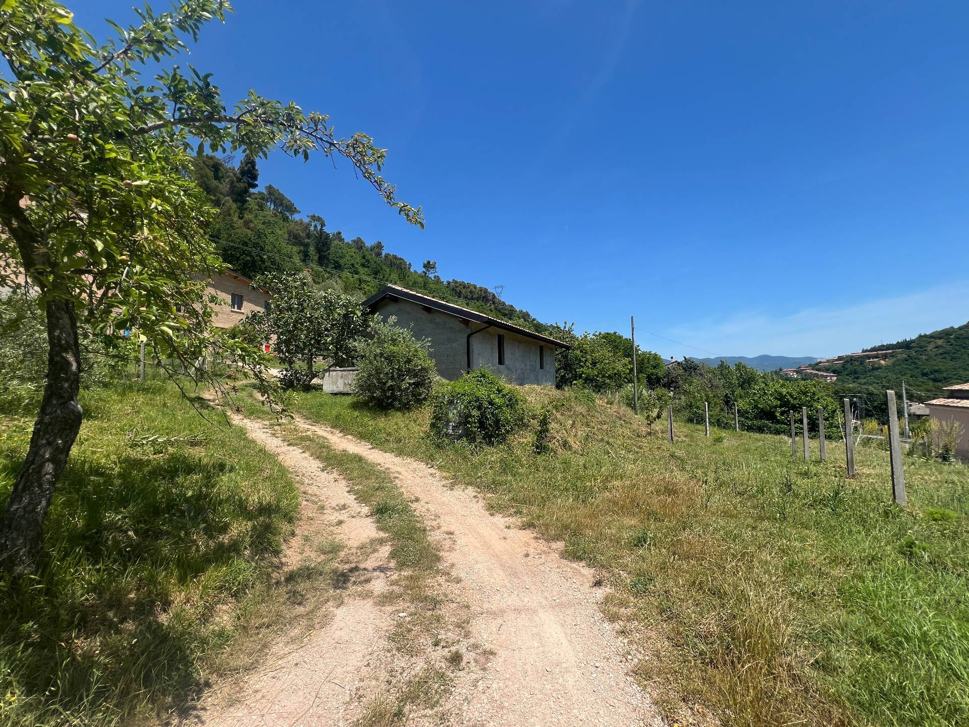 Magazzino in vendita a Fabriano, PERIFERIA