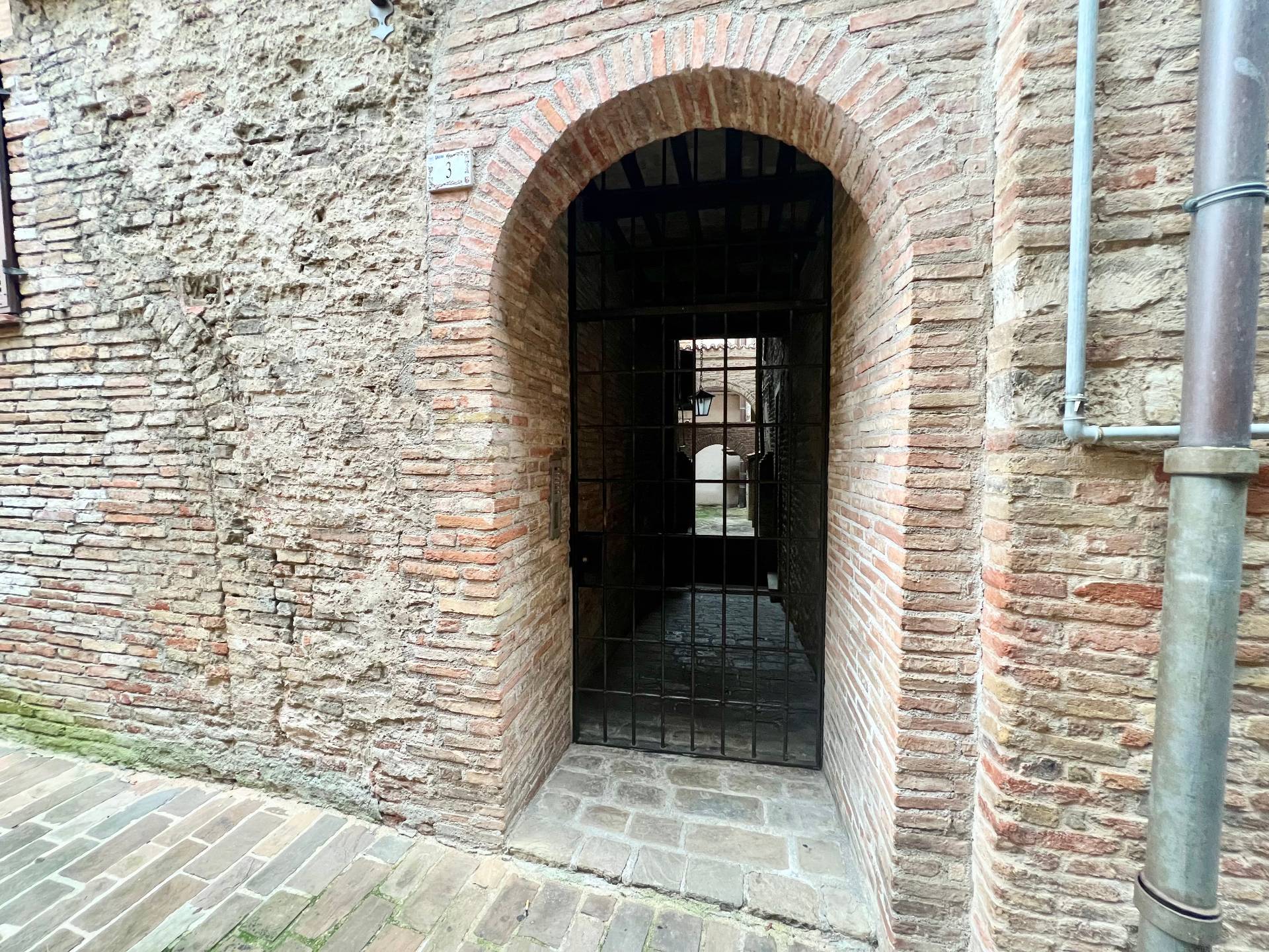 Appartamento in vendita a Fabriano, CENTRO STORICO