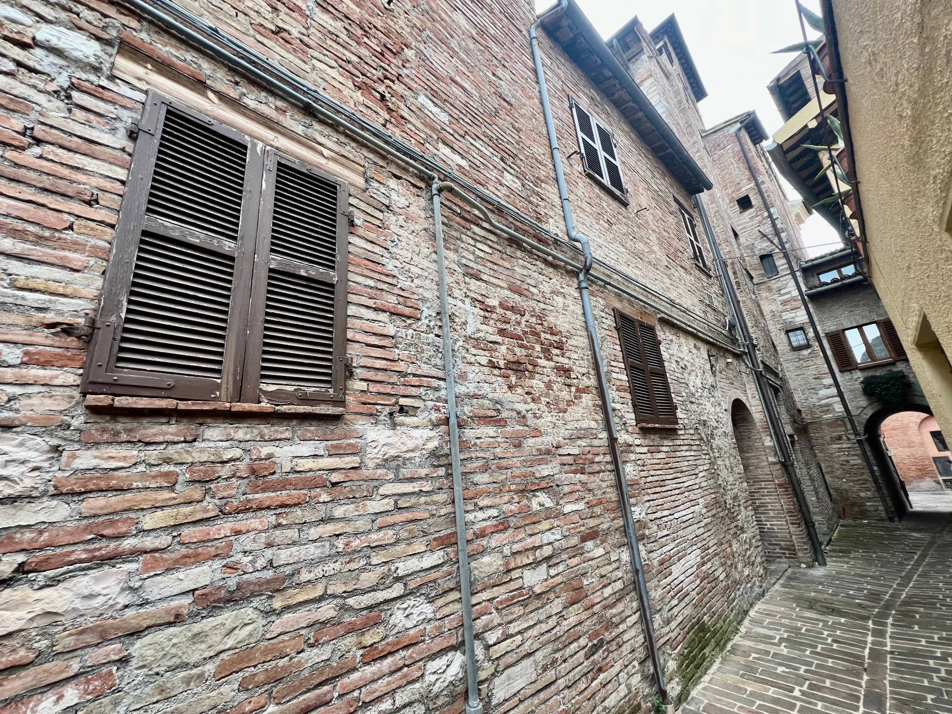 Appartamento in vendita a Fabriano, CENTRO STORICO