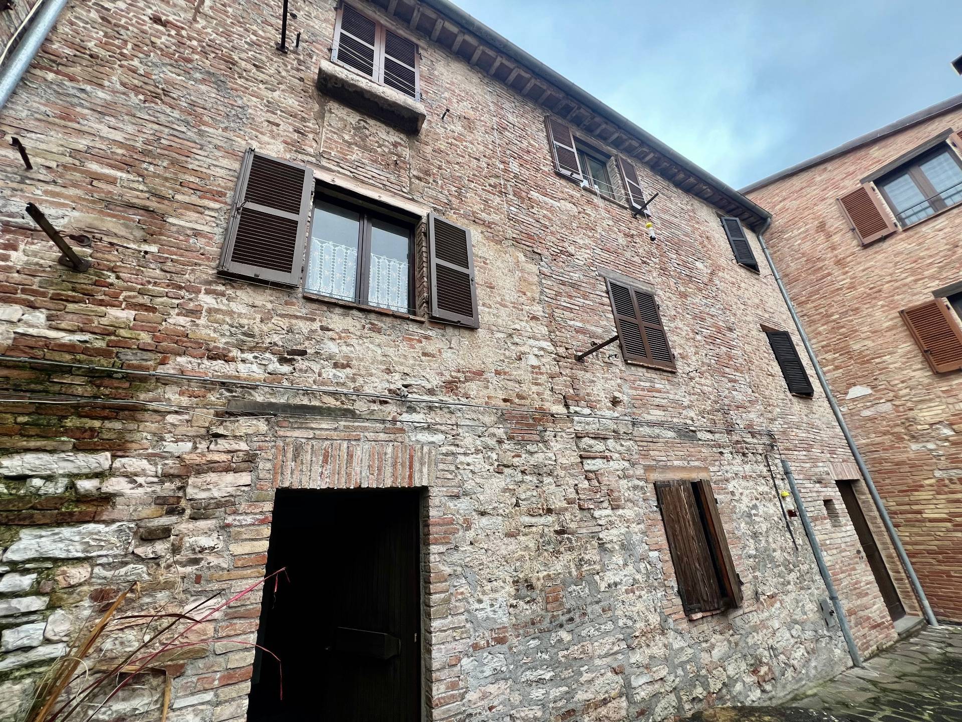 Appartamento in vendita a Fabriano, CENTRO STORICO