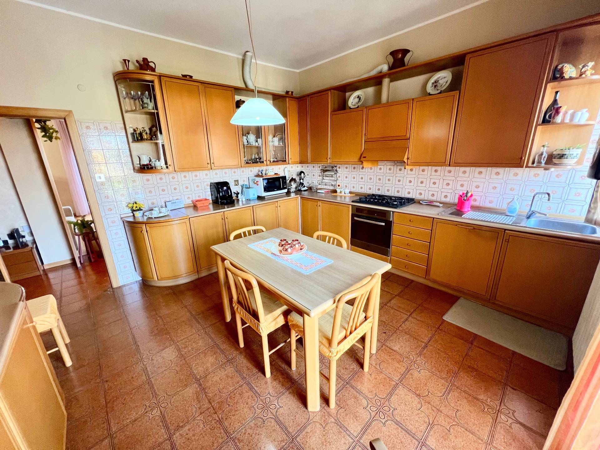 Appartamento in vendita a Fabriano, SEMI PERIFERIA