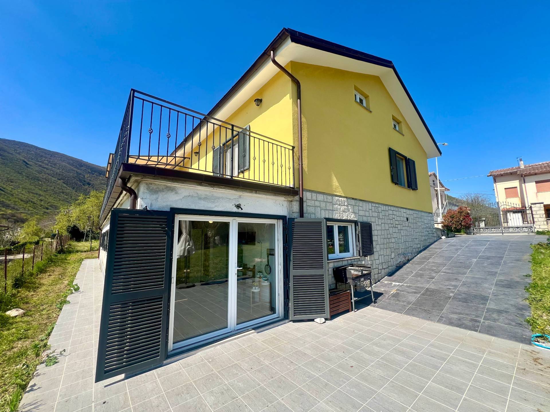 Casa singola in vendita a Sassoferrato