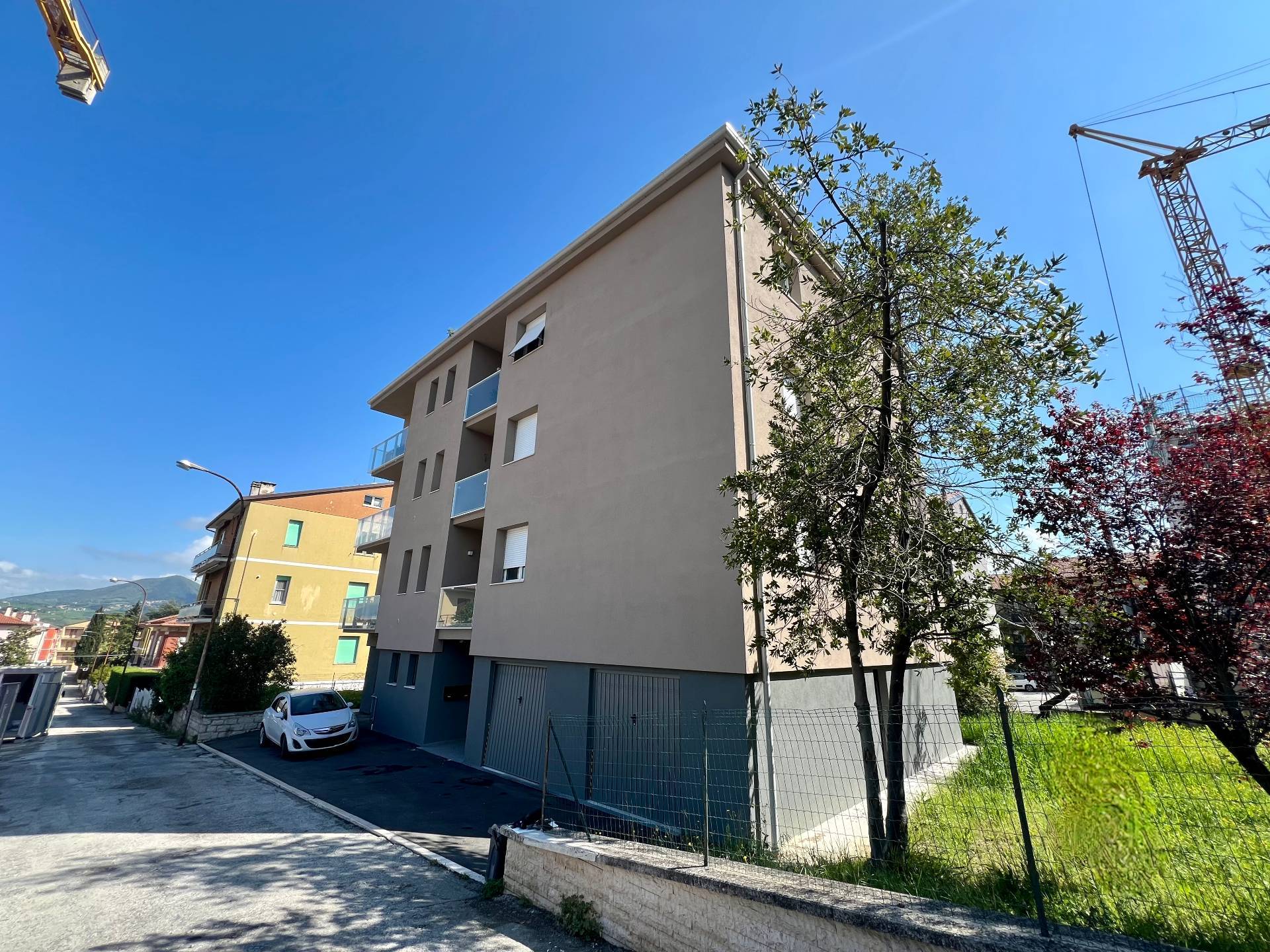 Appartamento in vendita a Fabriano, SEMI PERIFERIA