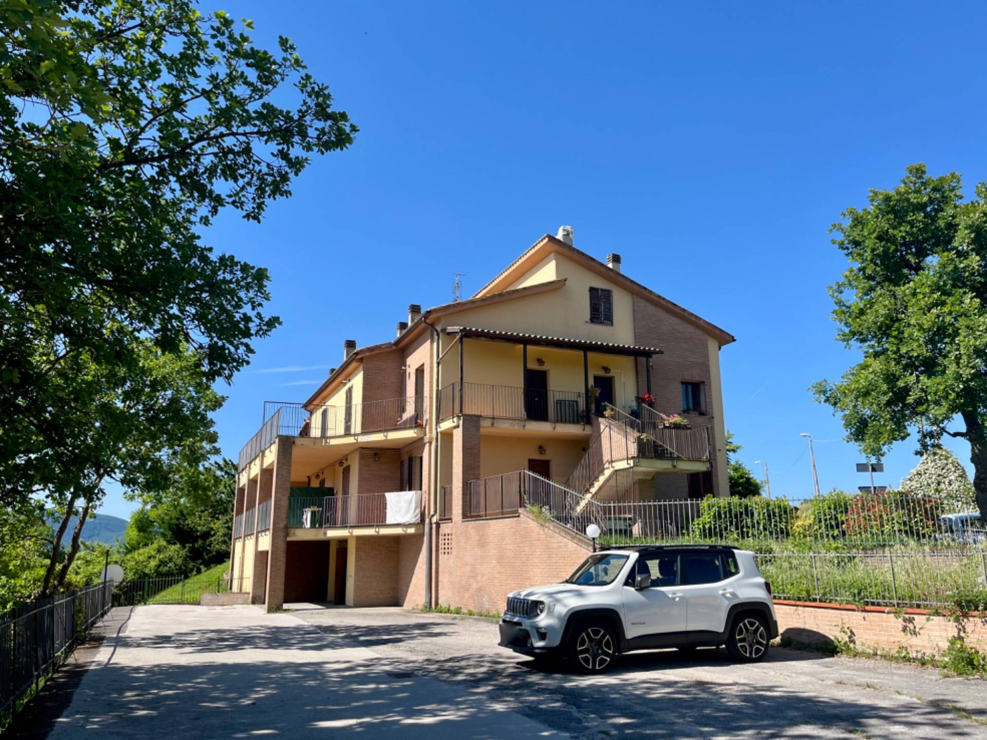 Appartamento in vendita a Fabriano, FRAZIONI