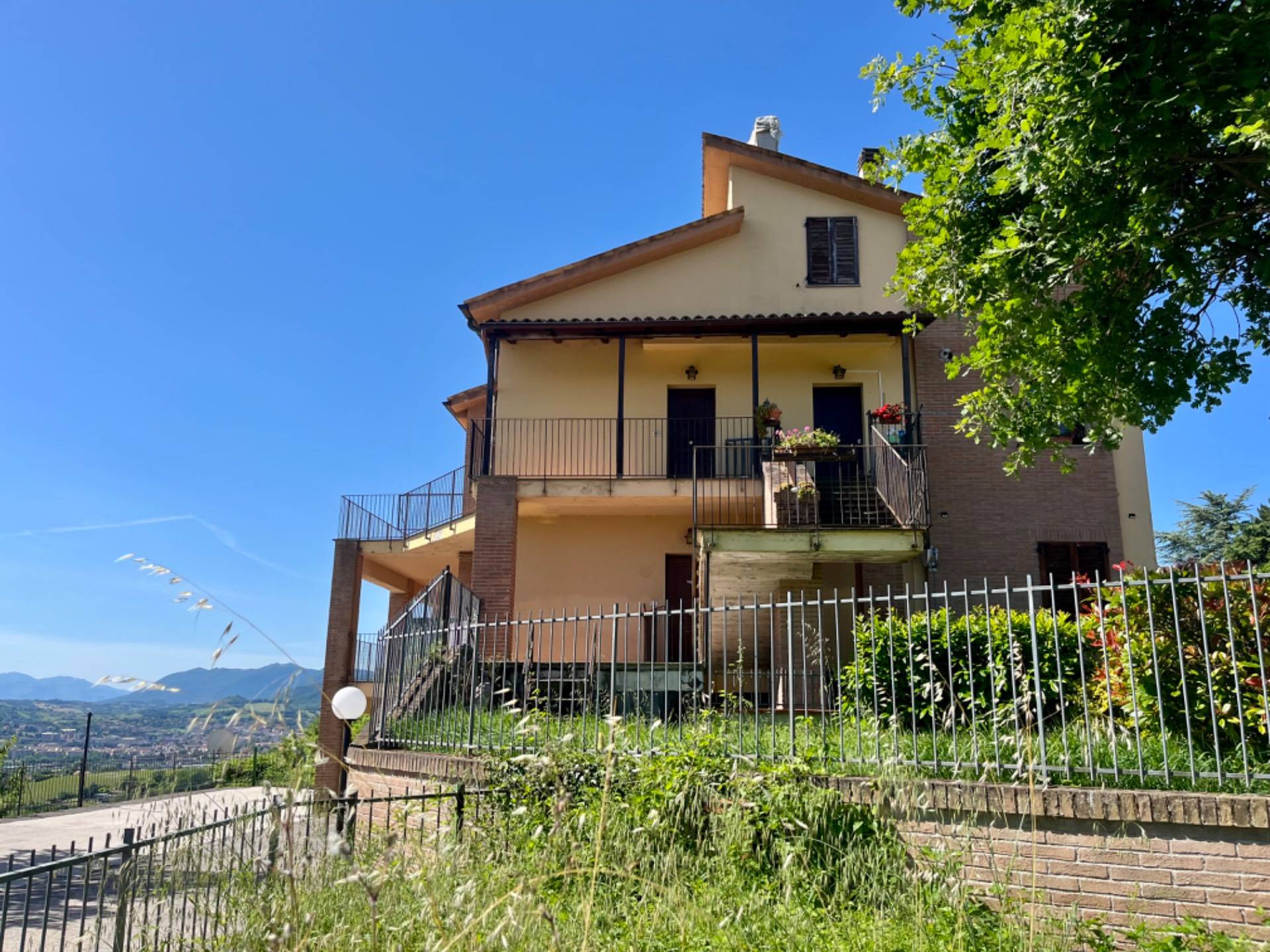 Appartamento in vendita a Fabriano, FRAZIONI