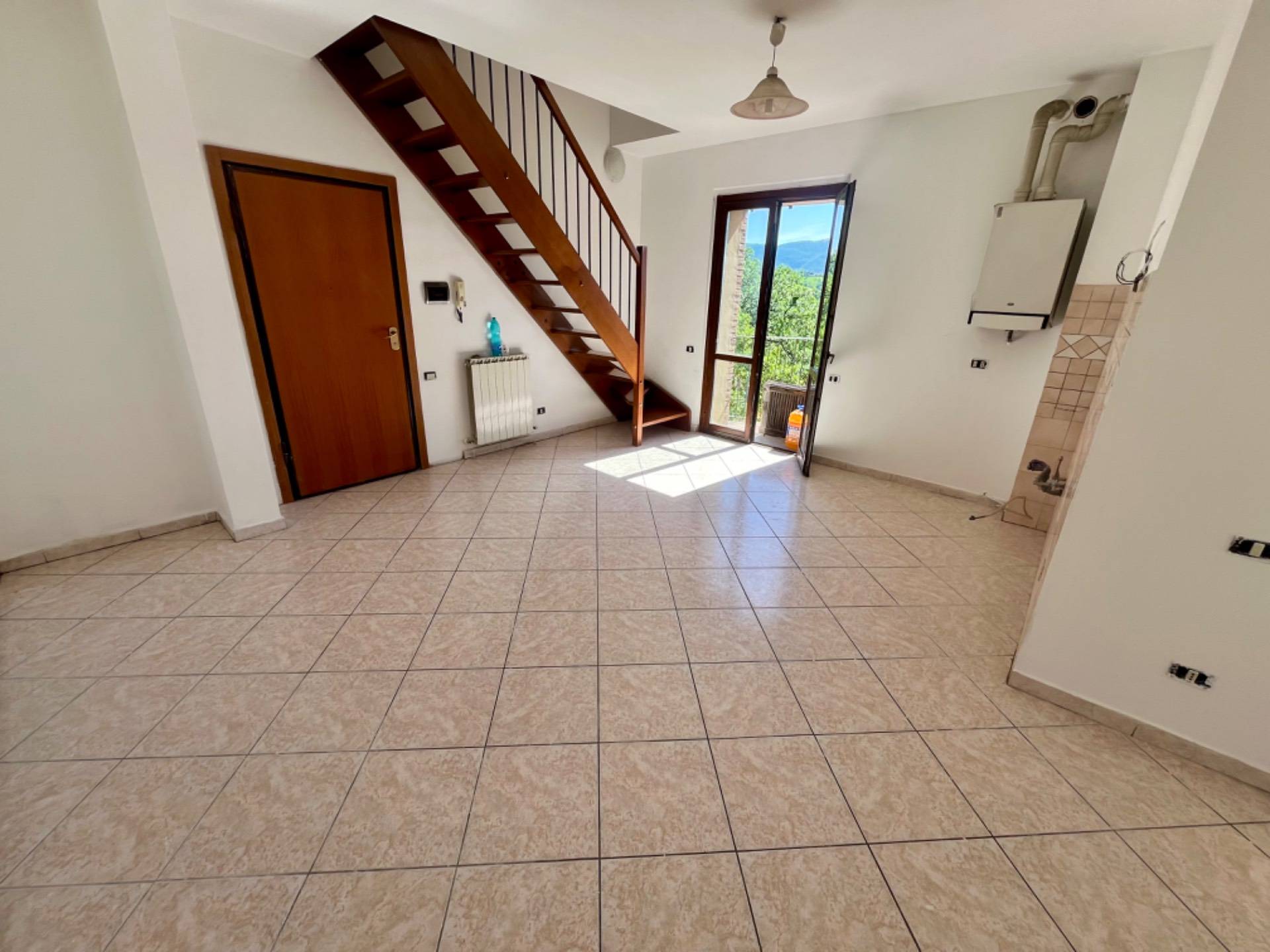 Appartamento in vendita a Fabriano, FRAZIONI