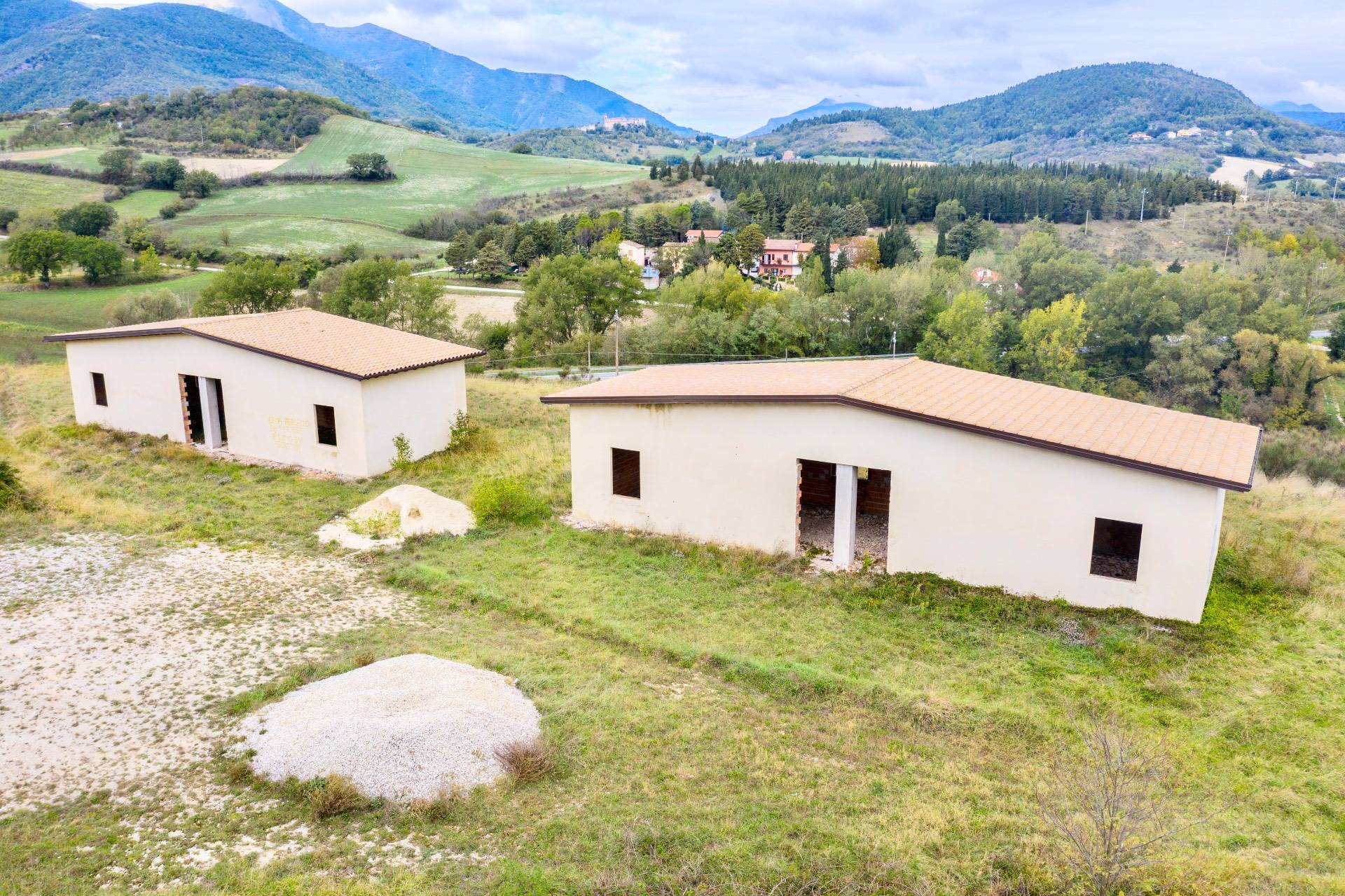 Casa singola in vendita a Fabriano, FRAZIONI