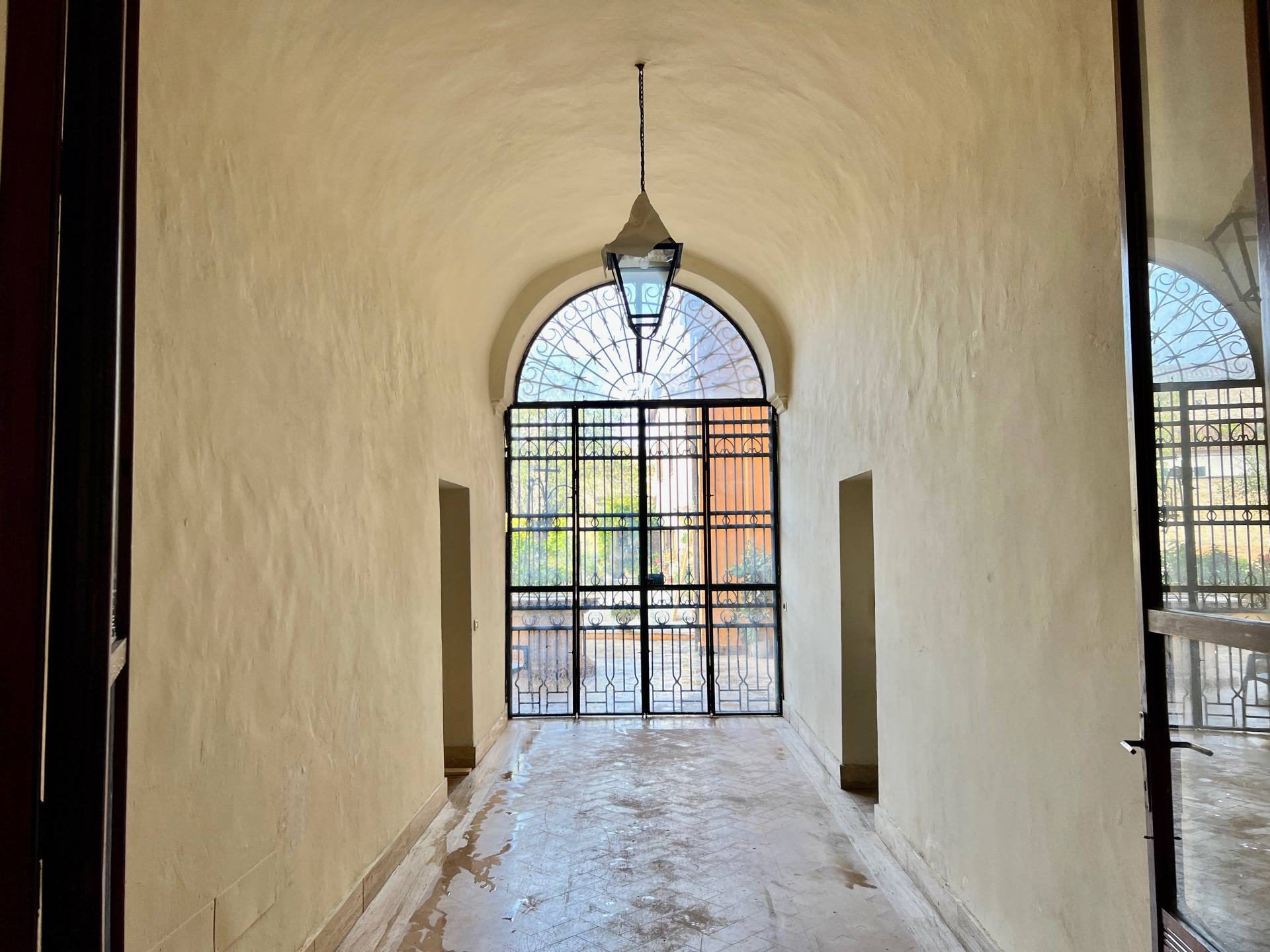 Palazzo in vendita a Fabriano, CENTRO STORICO