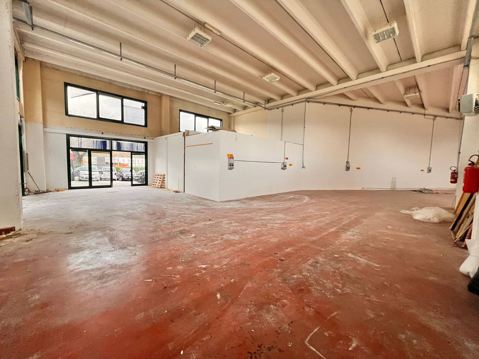 Capannone in vendita a Fabriano, PERIFERIA