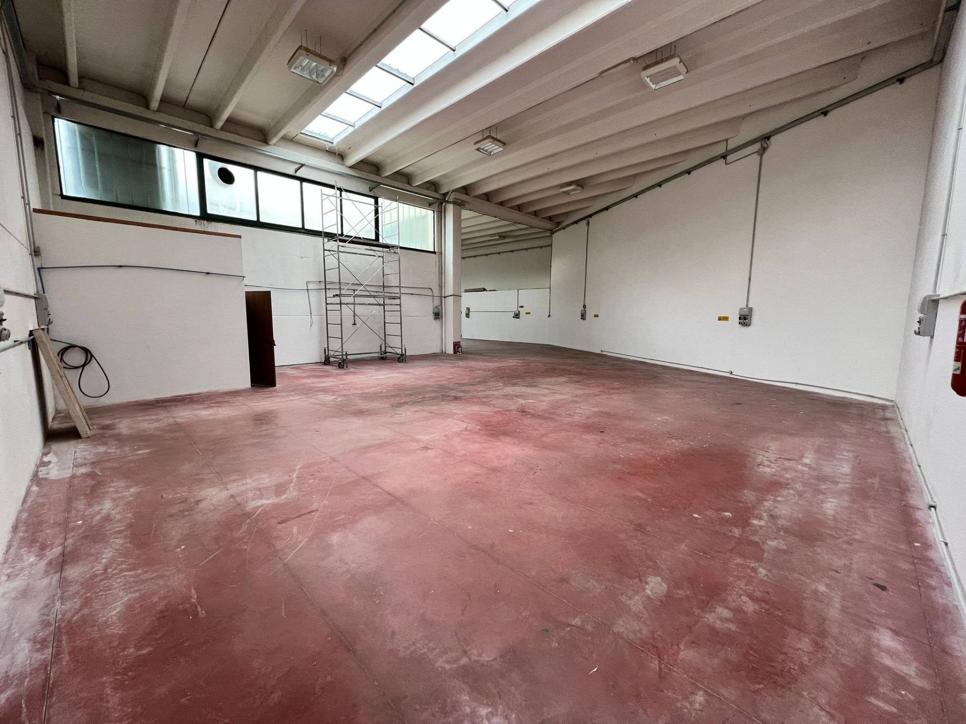 Capannone in vendita a Fabriano, PERIFERIA