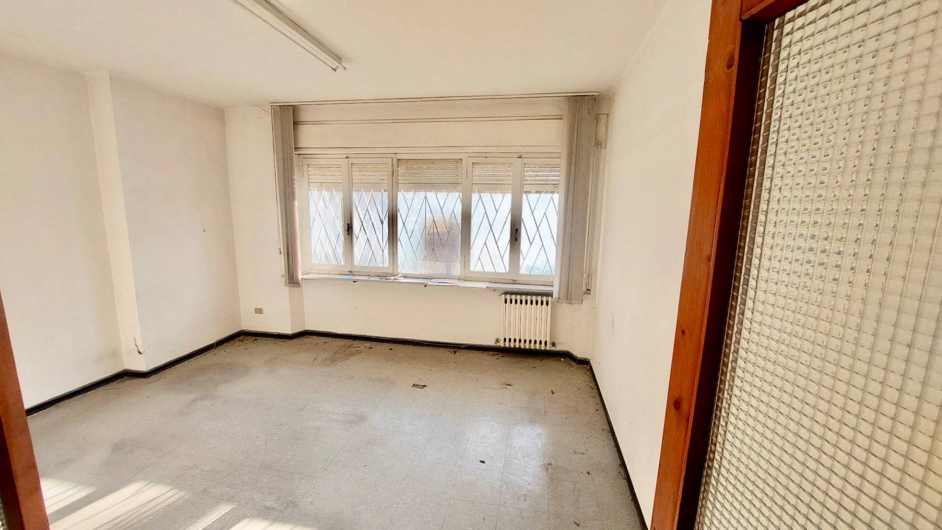 Studio/Ufficio in vendita a Fabriano, SEMI PERIFERIA