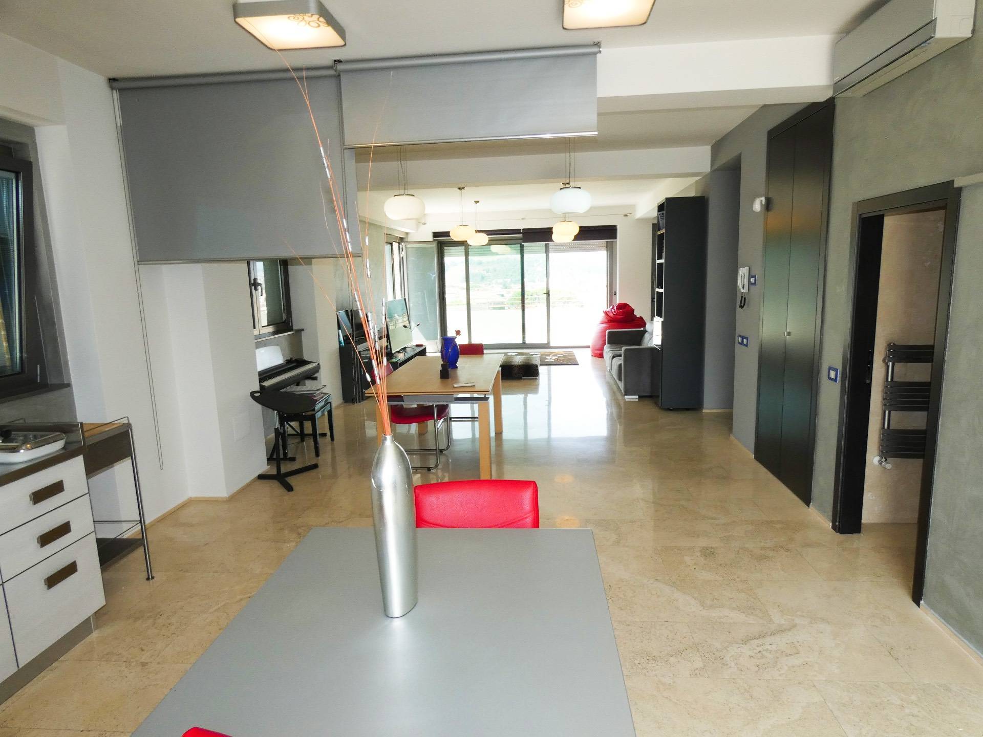 Villa in vendita a Fabriano, SEMI PERIFERIA