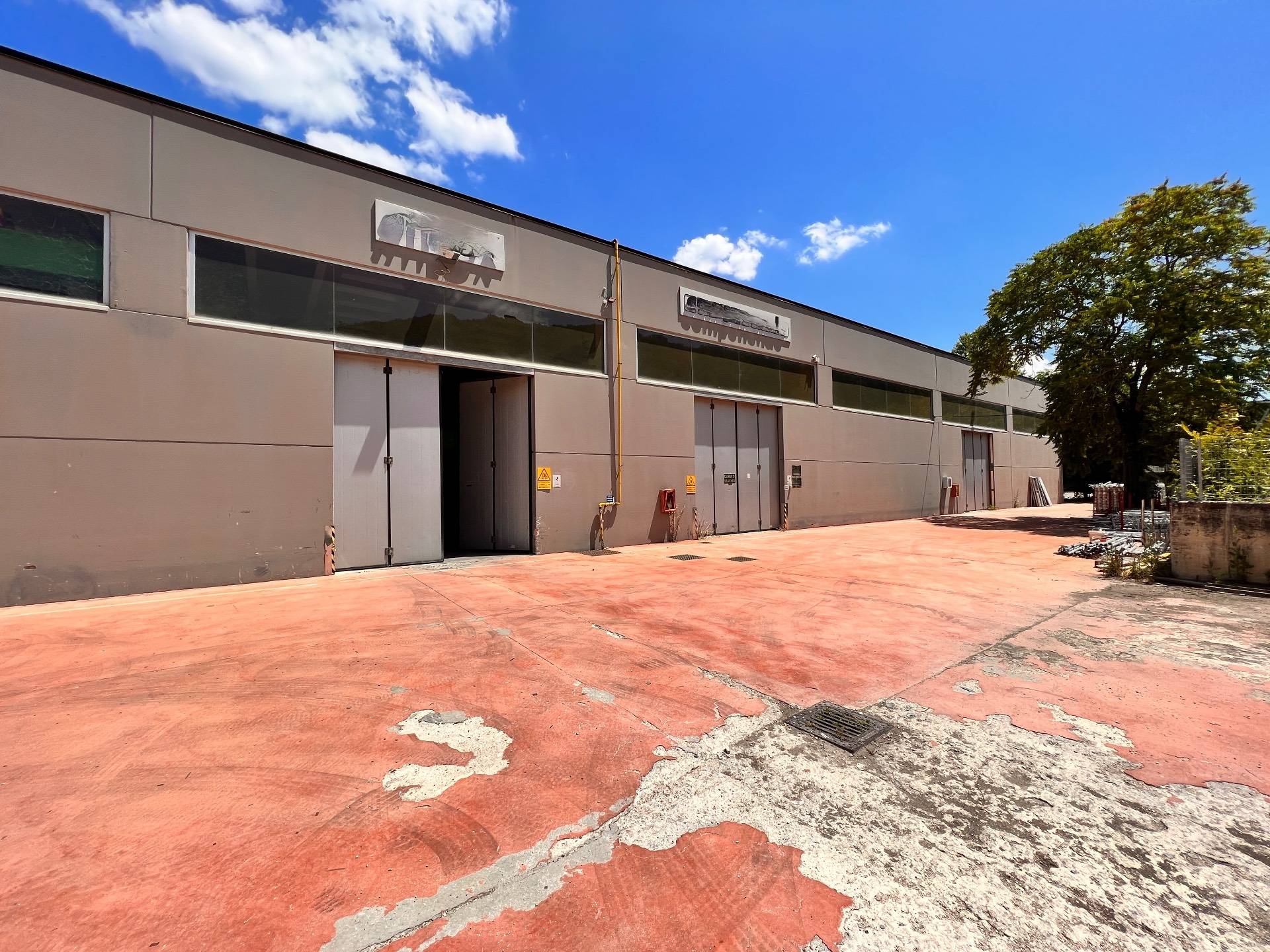 Opificio in vendita a Fabriano, PERIFERIA