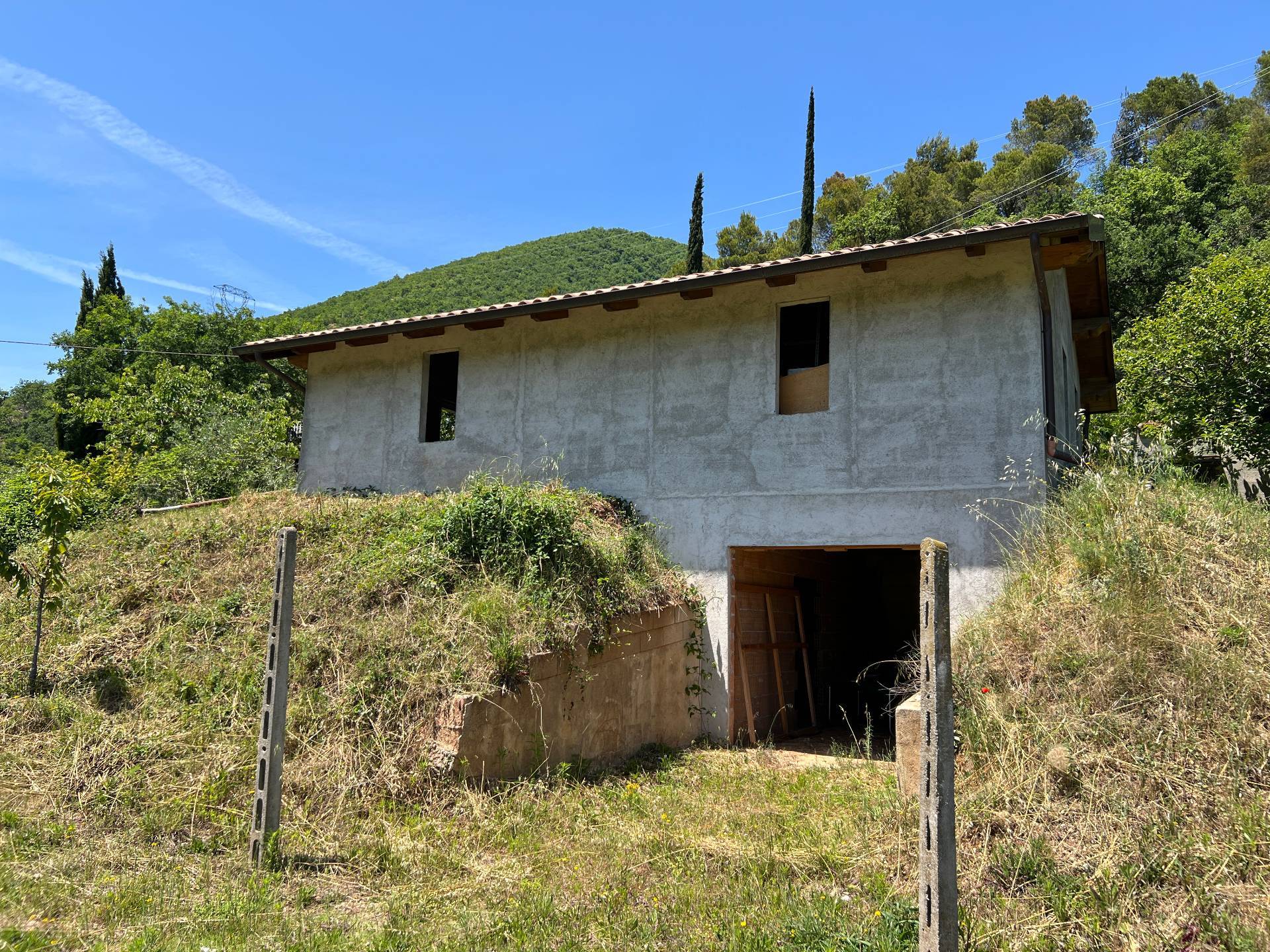 Magazzino in vendita a Fabriano, PERIFERIA