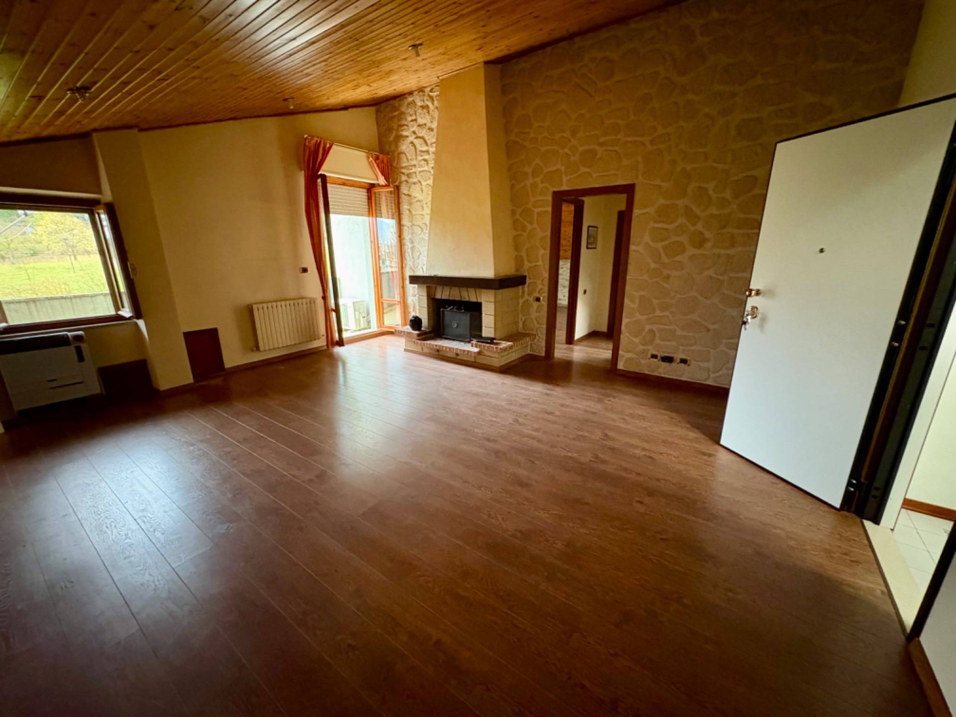 Mansarda in vendita a Fabriano, SEMI PERIFERIA