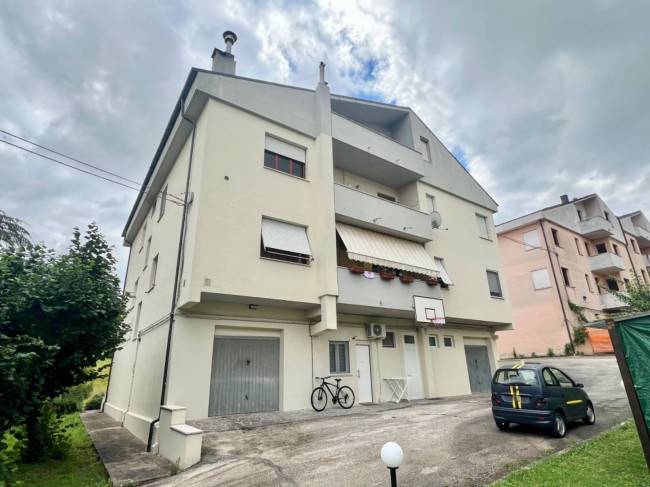 Mansarda in vendita a Fabriano, SEMI PERIFERIA