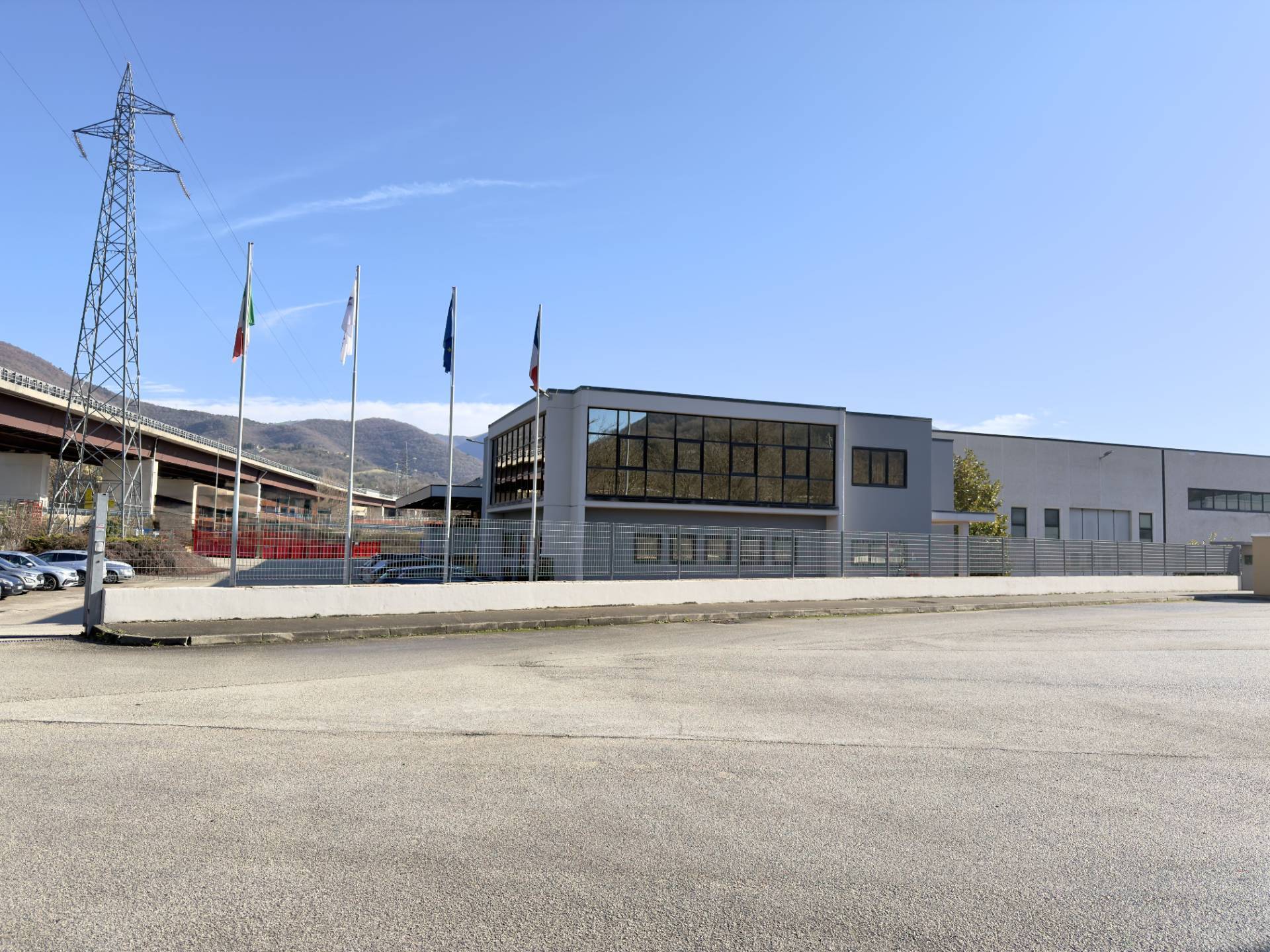 Opificio in vendita a Fabriano, PERIFERIA
